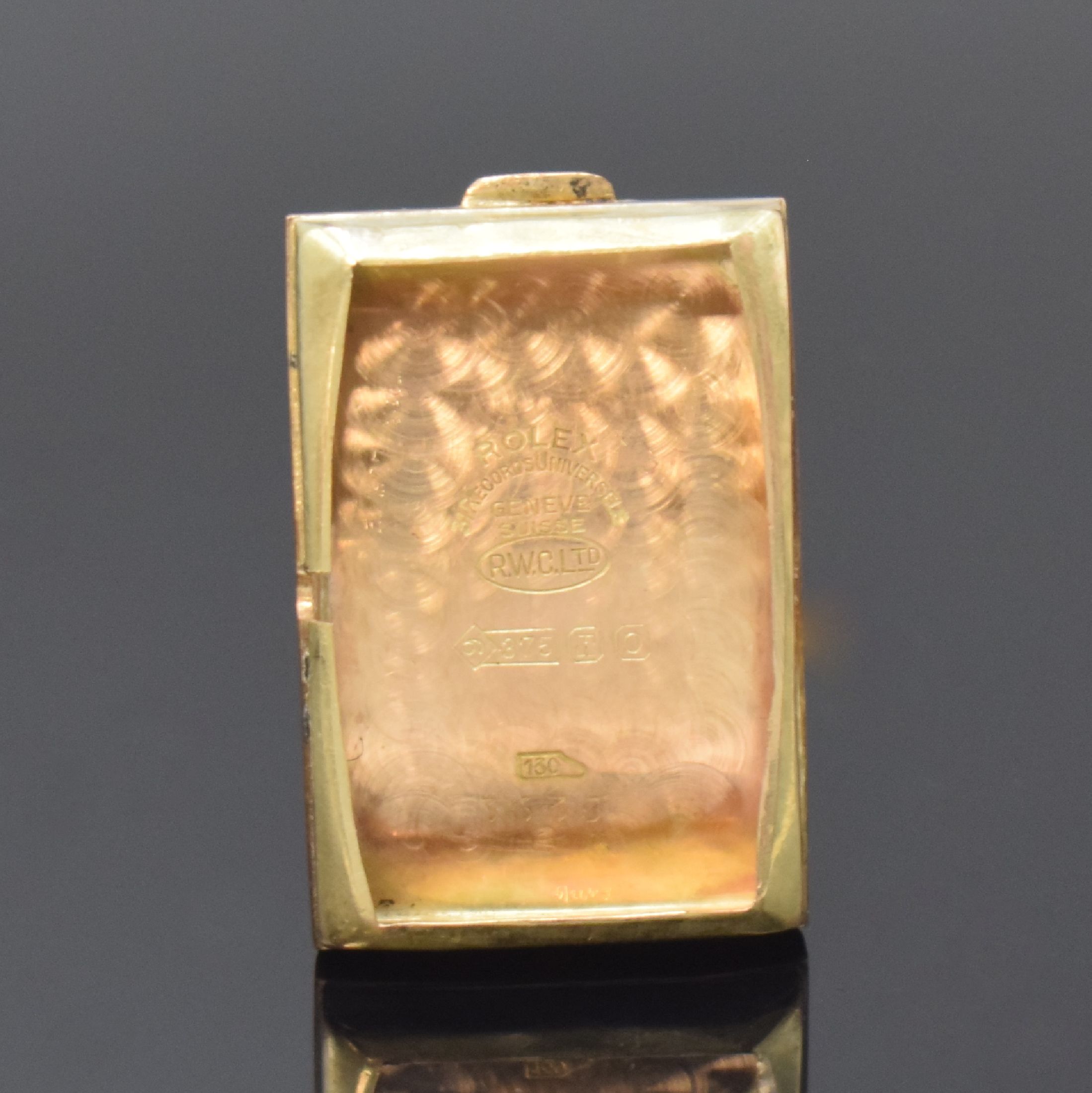 Detail d: ROLEX rechteckige Armbanduhr Referenz 3059 in RG 9k, Handaufzug, stark gebogenes 2-tlg. Geh., Boden aufgedr., silb. Zifferbl. rest., vers. Formwerk, ...