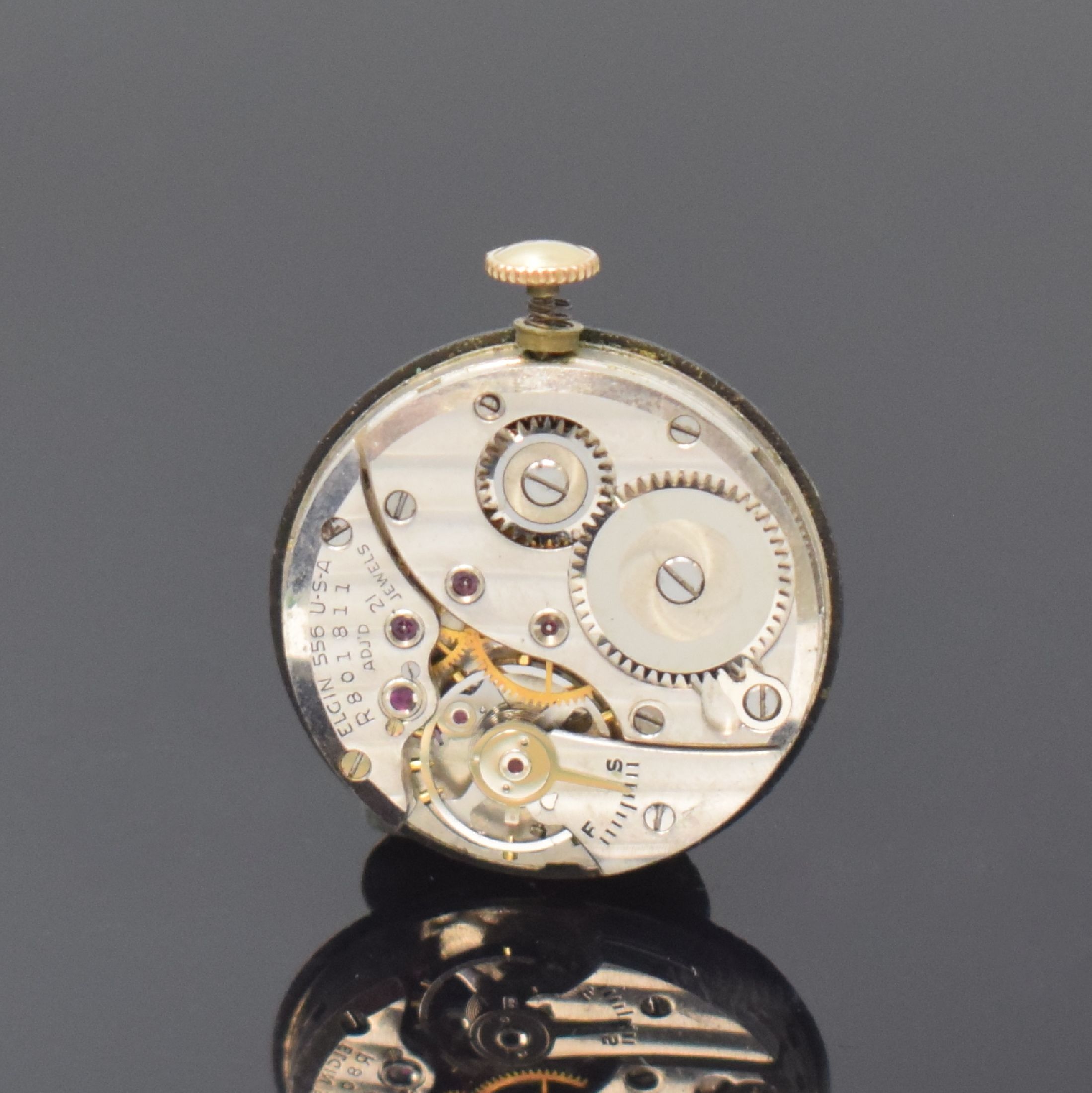 Detail c: LORD ELGIN Armbanduhr in 14k gold filled, USA um 1945, Handaufzug, 2-tlg. Geh., Boden aufgedr., ausgefallene Bandanstöße, schwarzes ...