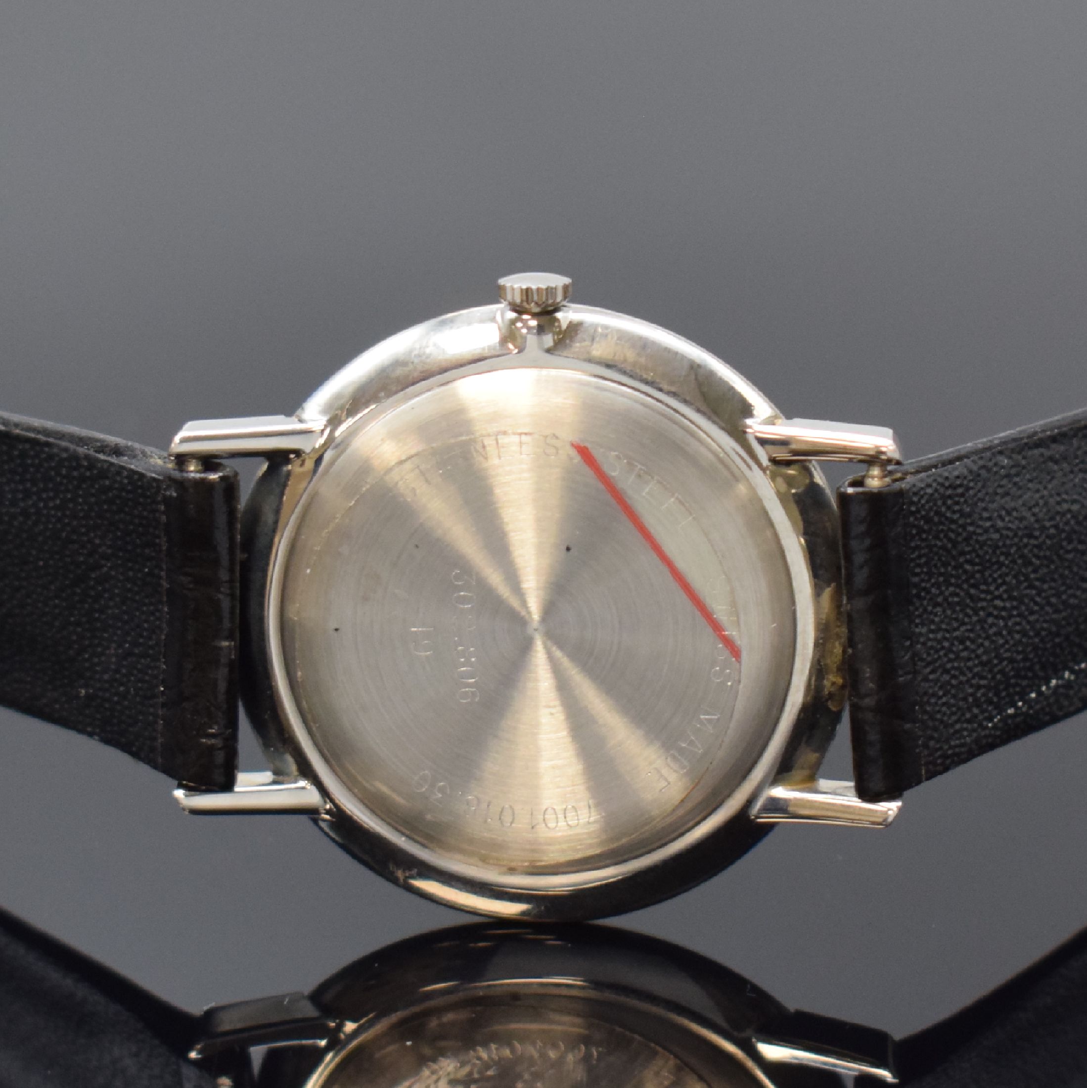 Detail g: DUGENA 5 Armbanduhren aus Lagerbestand, Schweiz um 1970, Handaufzug, 4 verchromte u. 1 Stahlgeh. m. aufgedr. Stahlboden, Gläser teilw. besch., ...