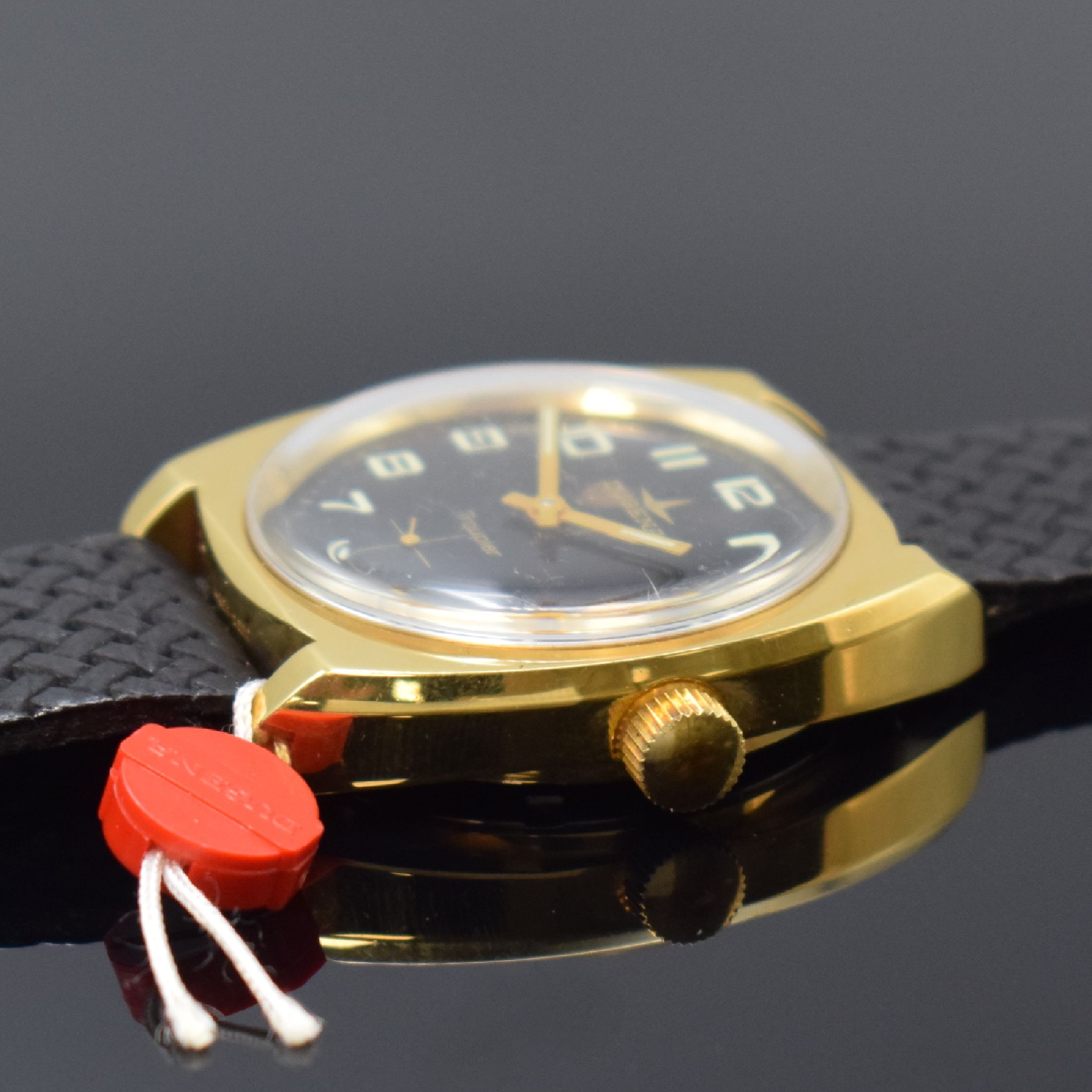 Detail m: DUGENA 6 vergoldete Armbanduhren aus Lagerbestand, Schweiz um 1970, Handaufzug, 2-tlg. Geh. m. Stahlboden, 4 x aufgedr., 2 x verschr., verschiedene ...
