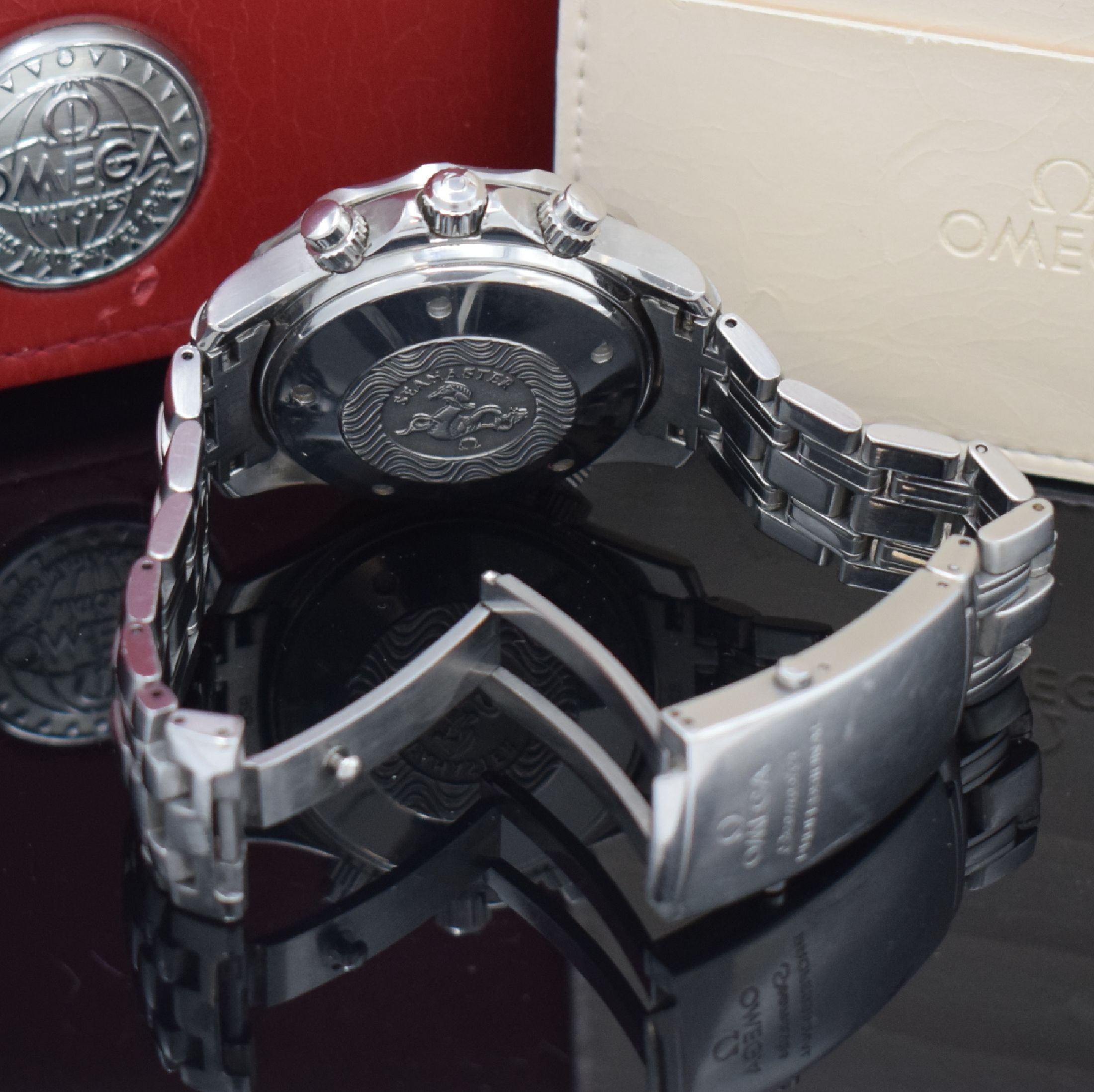 Detail d: OMEGA Herrenarmbanduhr Chronometer Modell Seamaster Professional Diver 300M Referenz 178.0514/25998000, Automatik, Schweiz verk. lt. beil. Pap. ...