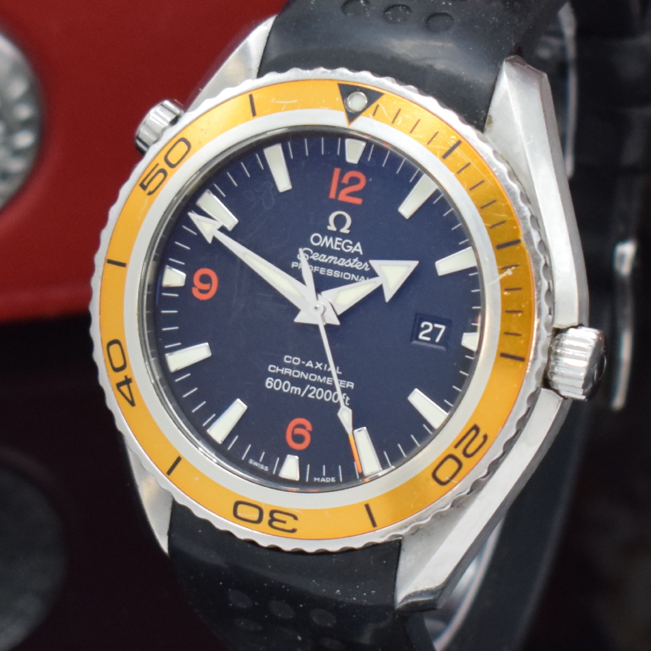 Detail a: OMEGA Herrenarmbanduhr Seamaster Professional Planet Ocean Co-Axial Chronometer Referenz 168.1652, Automatik, Schweiz um 2005, Edelstahlgeh., Boden, ...