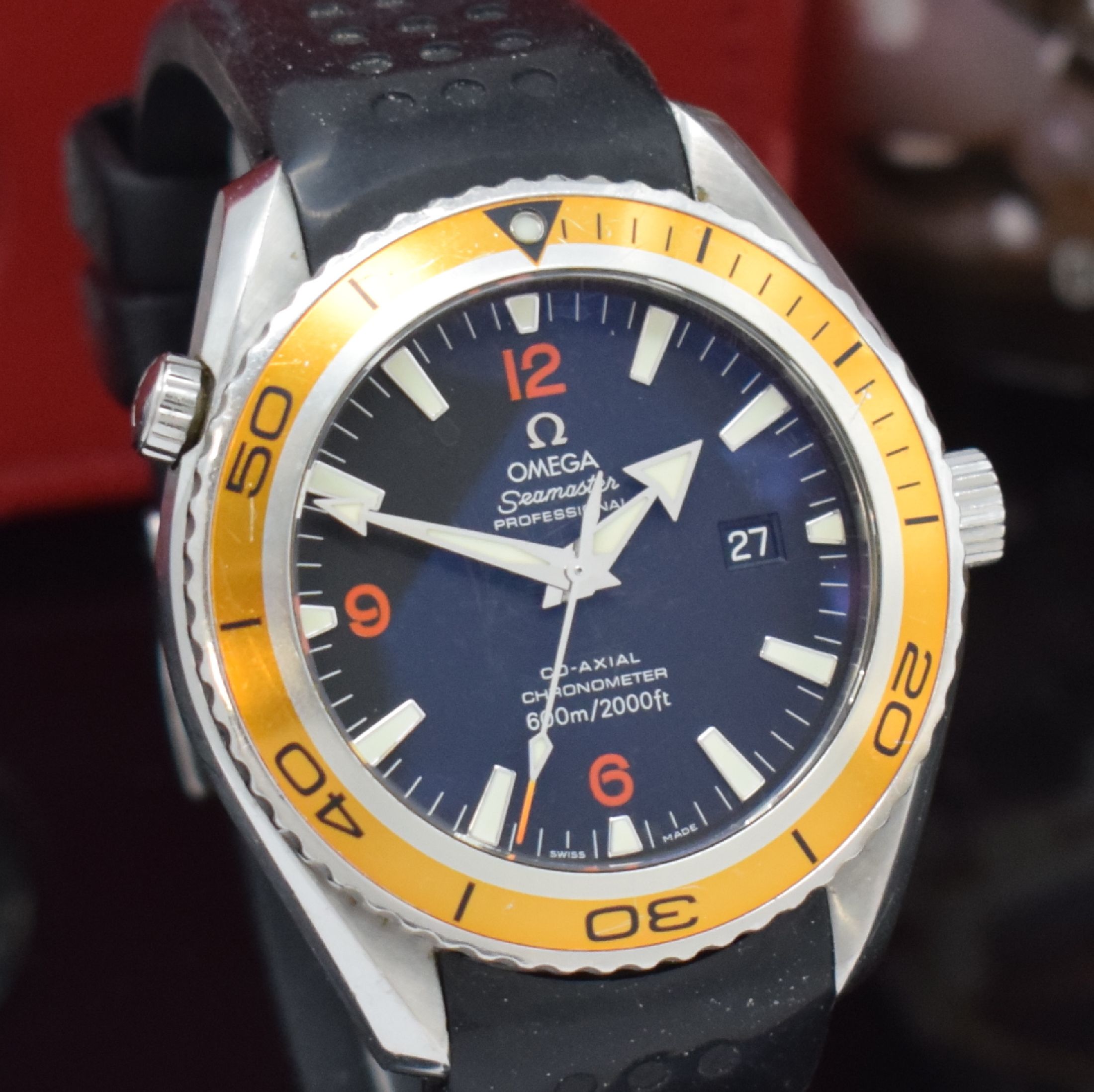 Detail c: OMEGA Herrenarmbanduhr Seamaster Professional Planet Ocean Co-Axial Chronometer Referenz 168.1652, Automatik, Schweiz um 2005, Edelstahlgeh., Boden, ...
