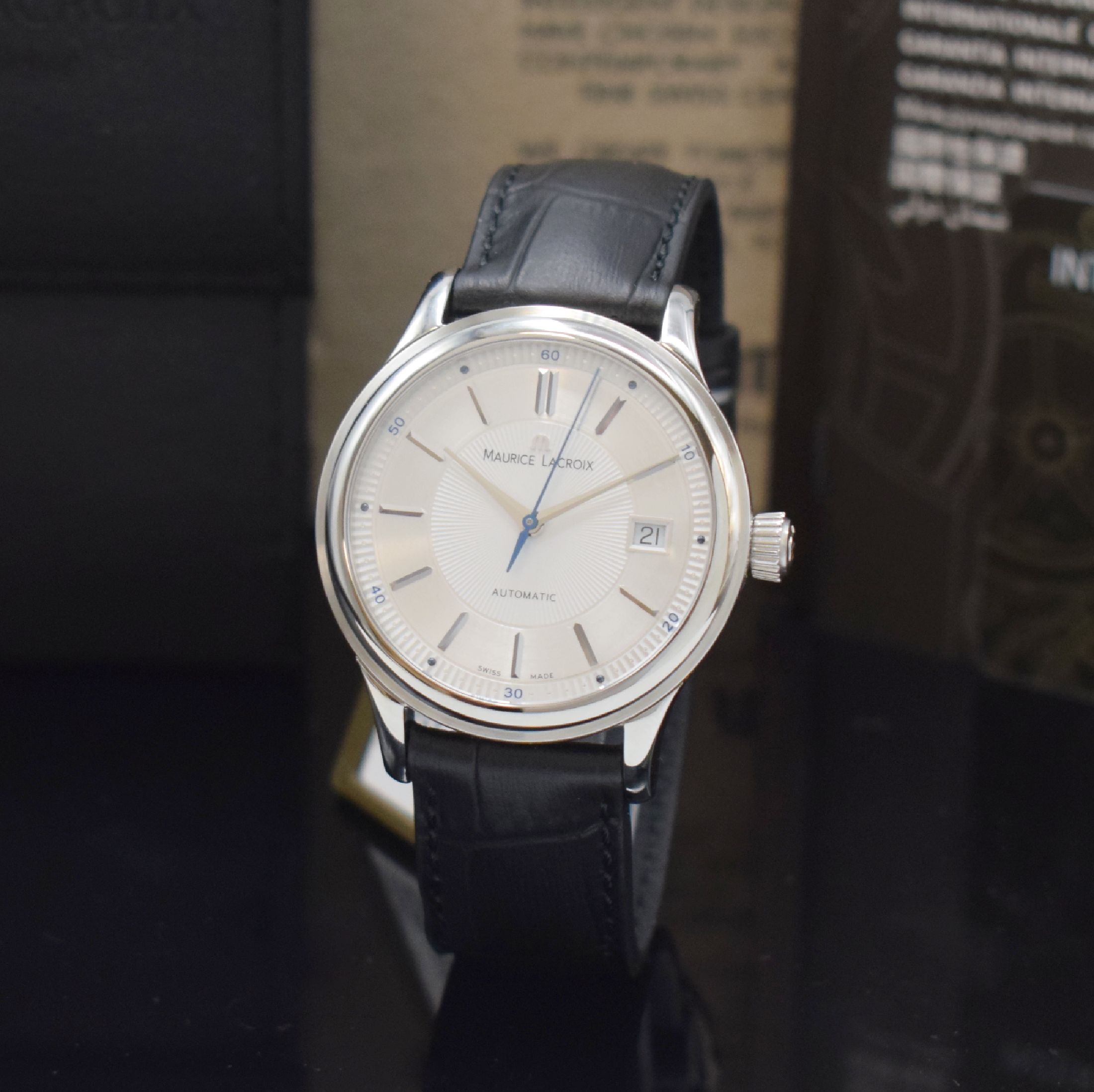 MAURICE LACROIX Les Classiques Herrenarmbanduhr in Stahl Referenz LC6027, Schweiz um 2015, Automatik, orig. Lederband m. Dornschl., Boden m. Widmung ...