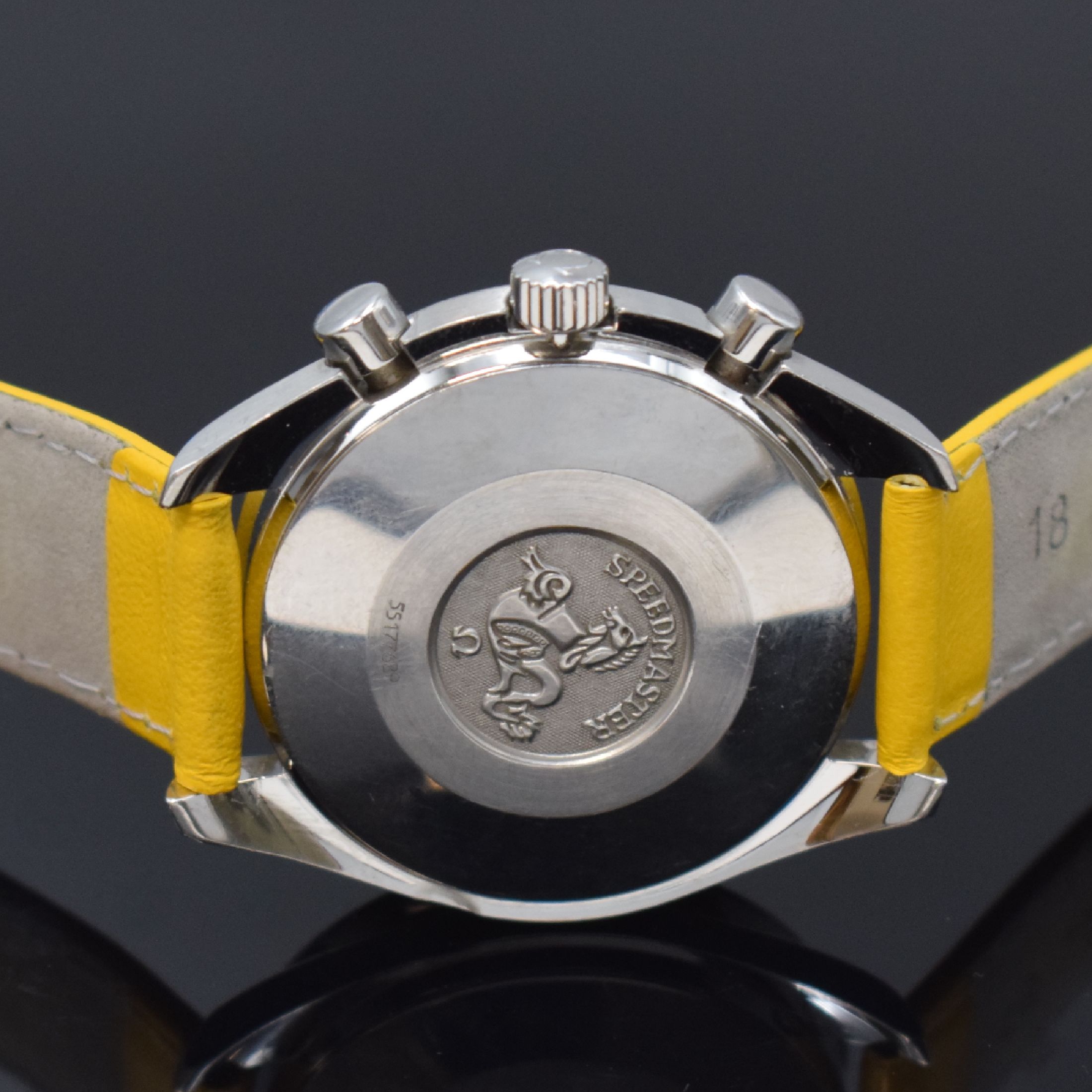 Detail c: OMEGA Herrenarmbanduhr Serie Speedmaster Sonderedition Michael Schumacher Referenz 175 0032.1/175 0033.1, Schweiz um 1996, Automatik, Edelstahlgeh. ...