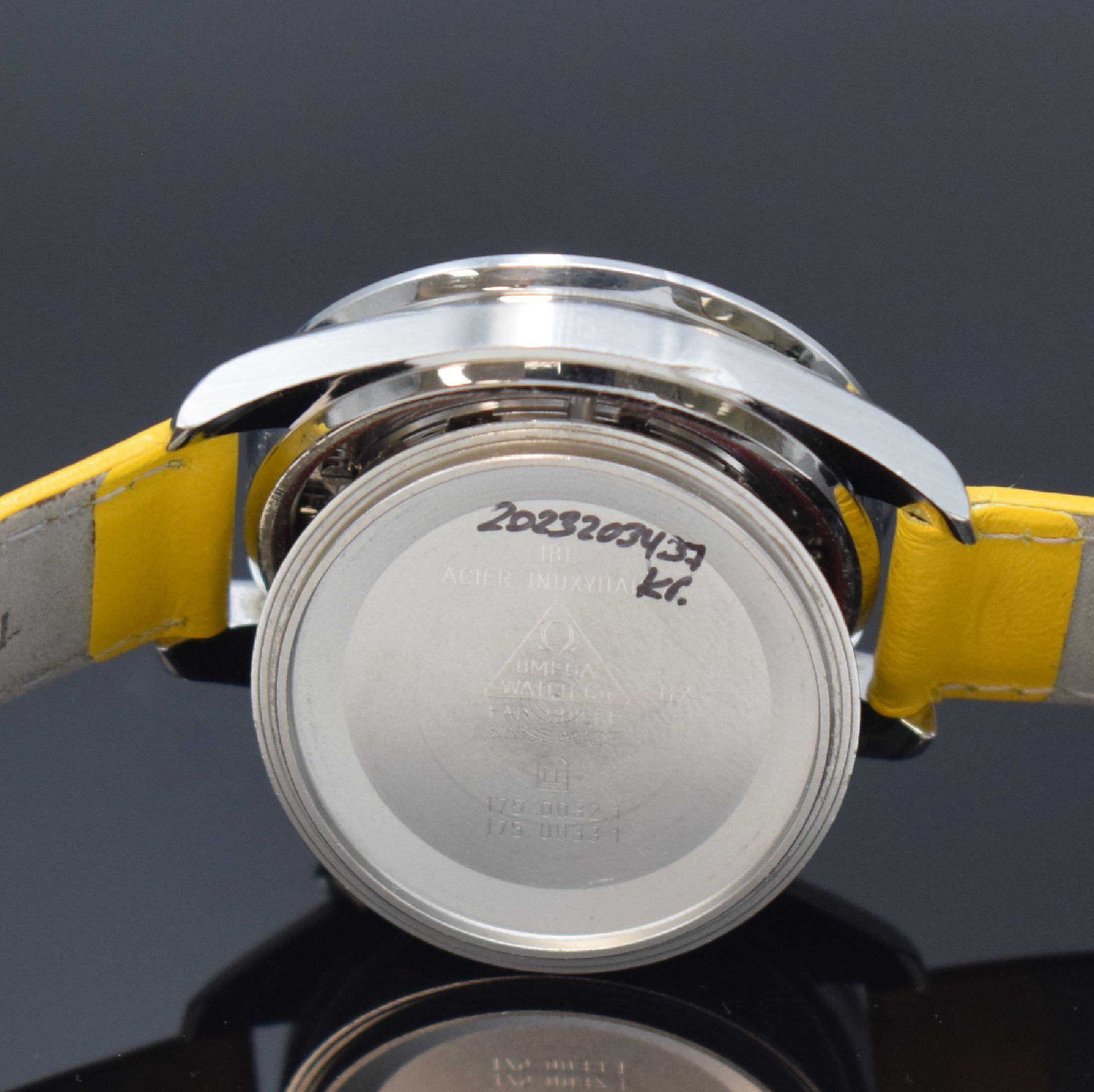 Detail g: OMEGA Herrenarmbanduhr Serie Speedmaster Sonderedition Michael Schumacher Referenz 175 0032.1/175 0033.1, Schweiz um 1996, Automatik, Edelstahlgeh. ...