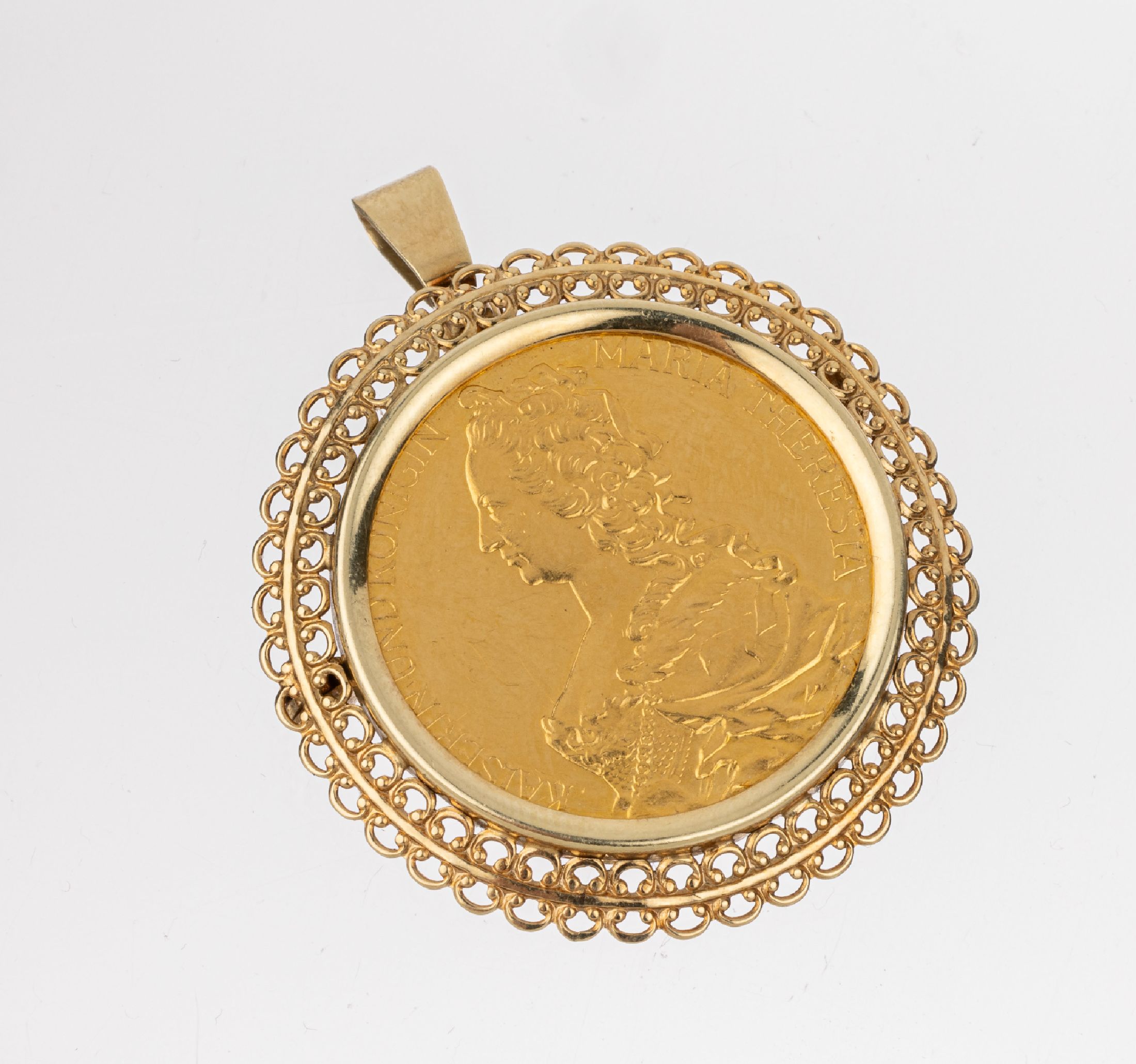 14 kt Gold Anhänger/Brosche, GG 585/000, mit Medaille Maria Theresia GG 900/000, D. ca. 3.5 cm, ca. 11.6 g