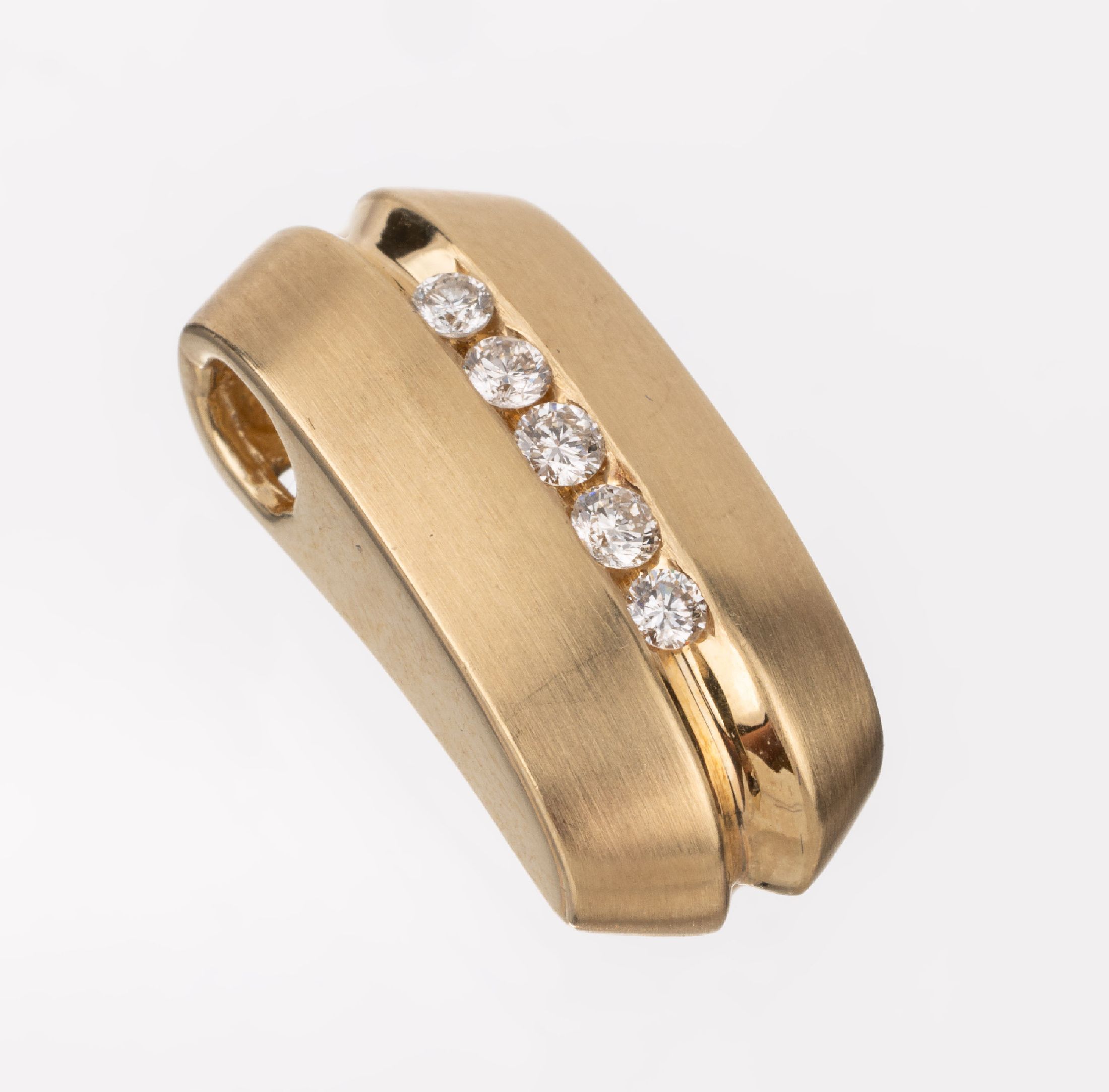 14 kt Gold Brillant-Anhänger, GG 585/000, 5 Brillanten zus. ca. 0.25 ct Weiß/p, sat. undpol., L. ca. 2 cm, ca. 4.8 g