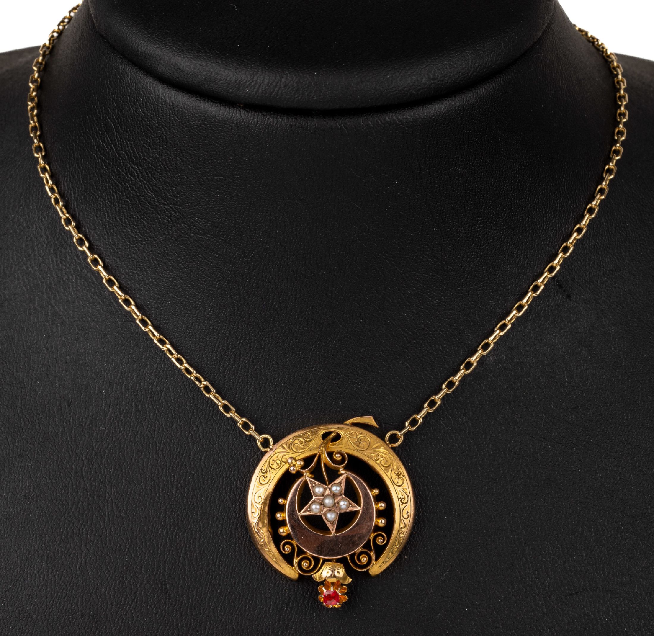 8 kt Gold Collier, GG 333/000, Mittelteil ehemals Brosche um 1870, geschwungen mit floralen Gravuren, kl. Saatperlen, Kette, GG 585/000, L. ca. 45 ...