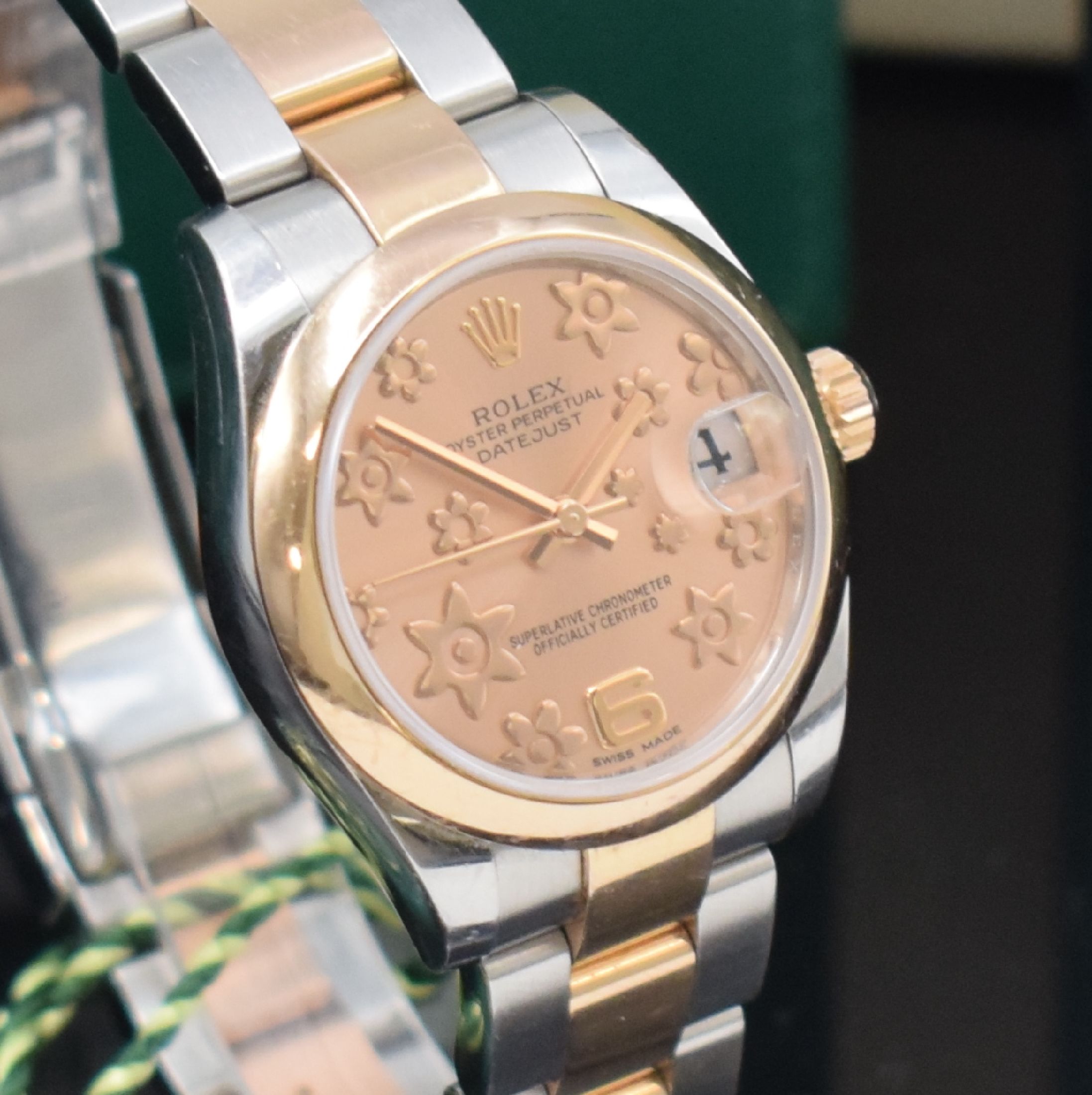 Detail e: ROLEX Armbanduhr Oyster Perpetual Datejust Referenz 178241, Schweiz verk. lt. beil. Pap. 10/2015, Automatik, LC 100, Chronometer der Superlative in ...