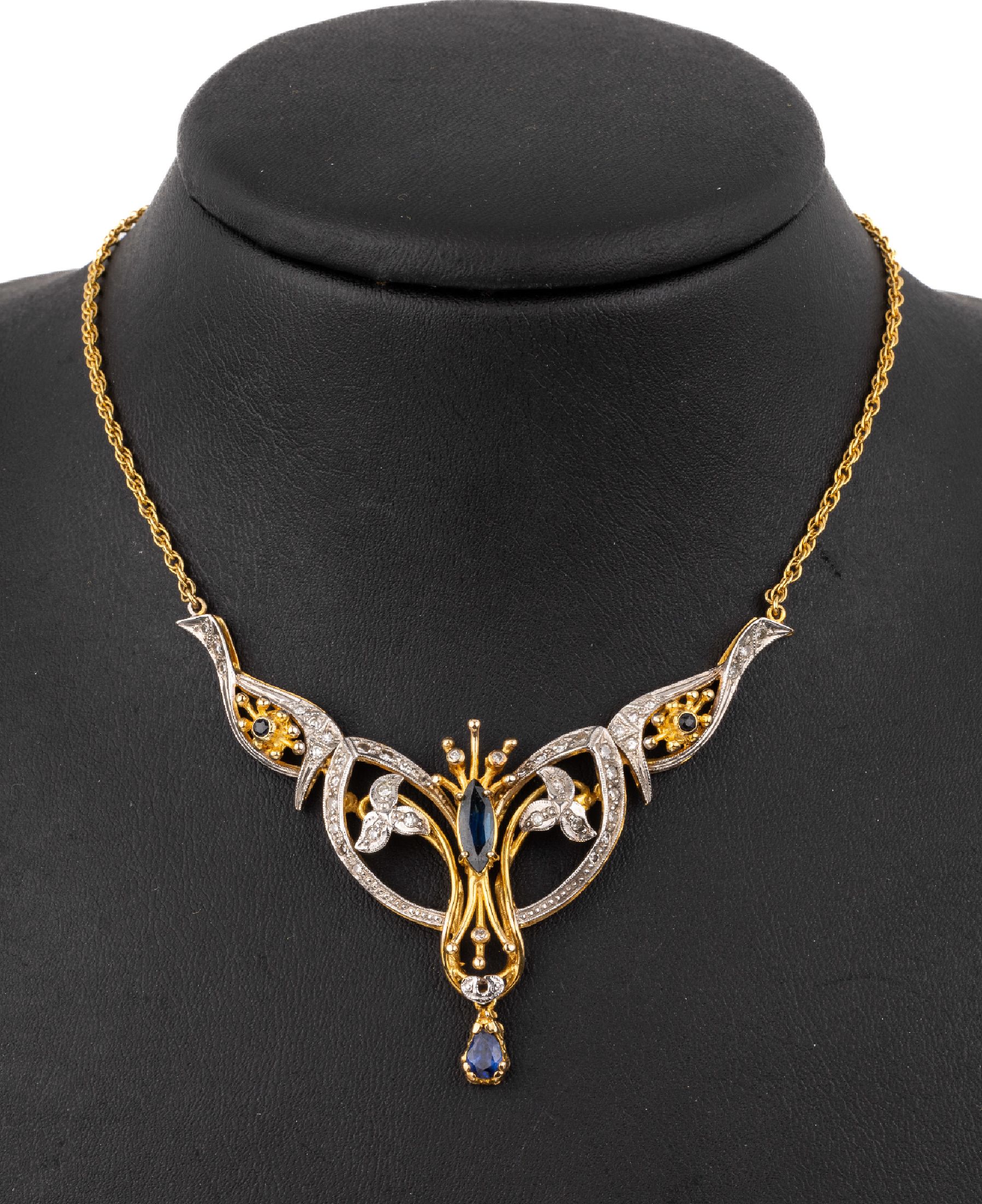 14 kt Gold Saphir-Diamant-Collier, GG/WG 585/000, nach älterem Vorbild, 2 rundfacett. Saphir, 1 Saphir-Navette und 1 bewegl. abgehängter facett. ...