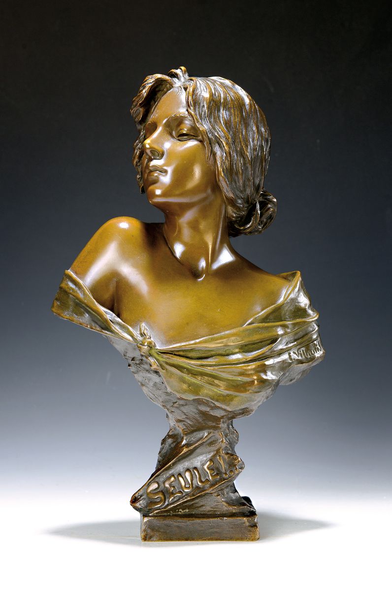 Bronzefigur "Seule !" von Emmanuel Villanis (1858-1914), typische Jugendstilfigur, Frauenbüste mit melancholischem Blick, signiert, ...