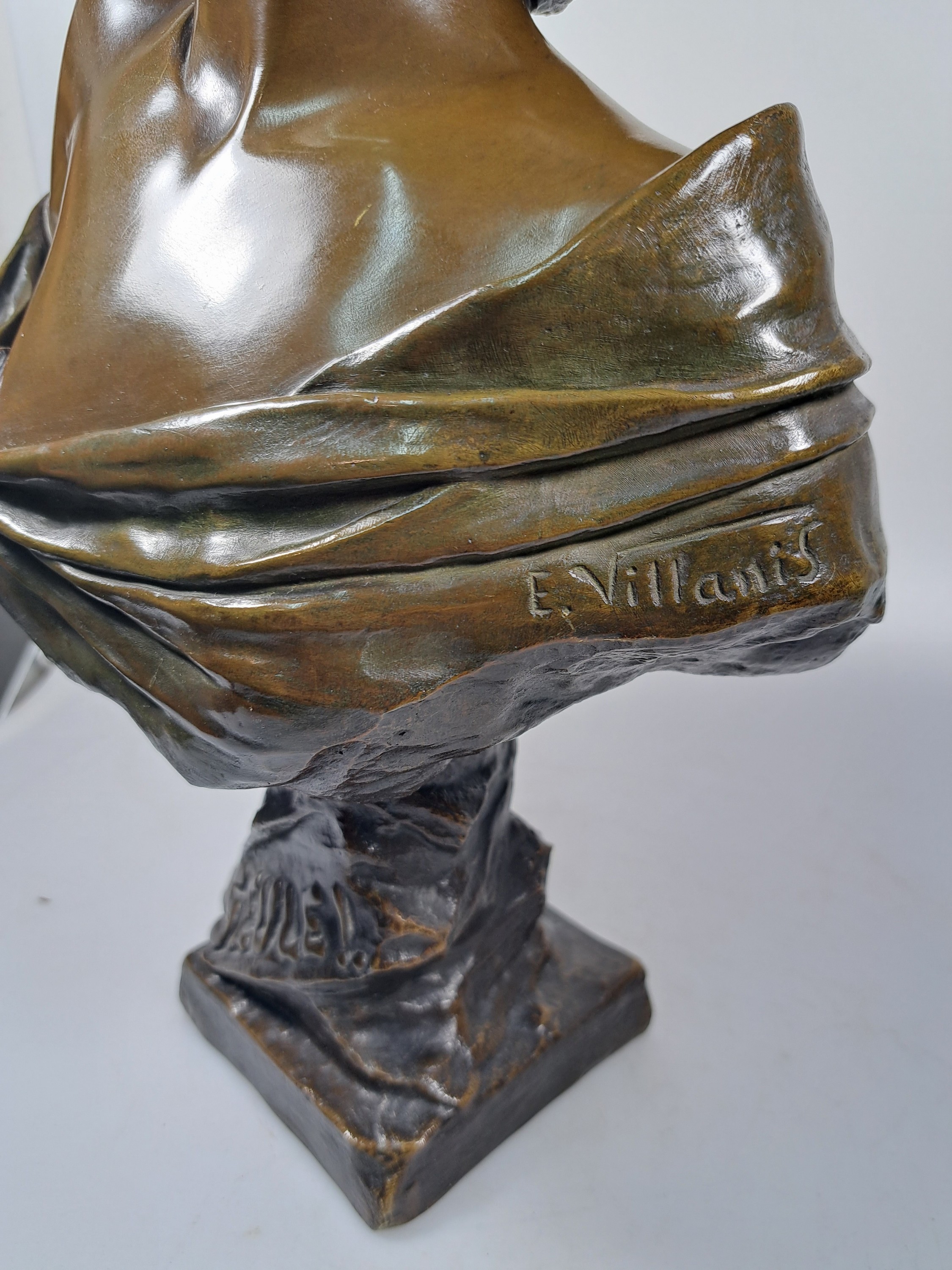 Detail f: Bronzefigur "Seule !" von Emmanuel Villanis (1858-1914), typische Jugendstilfigur, Frauenbüste mit melancholischem Blick, signiert, ...