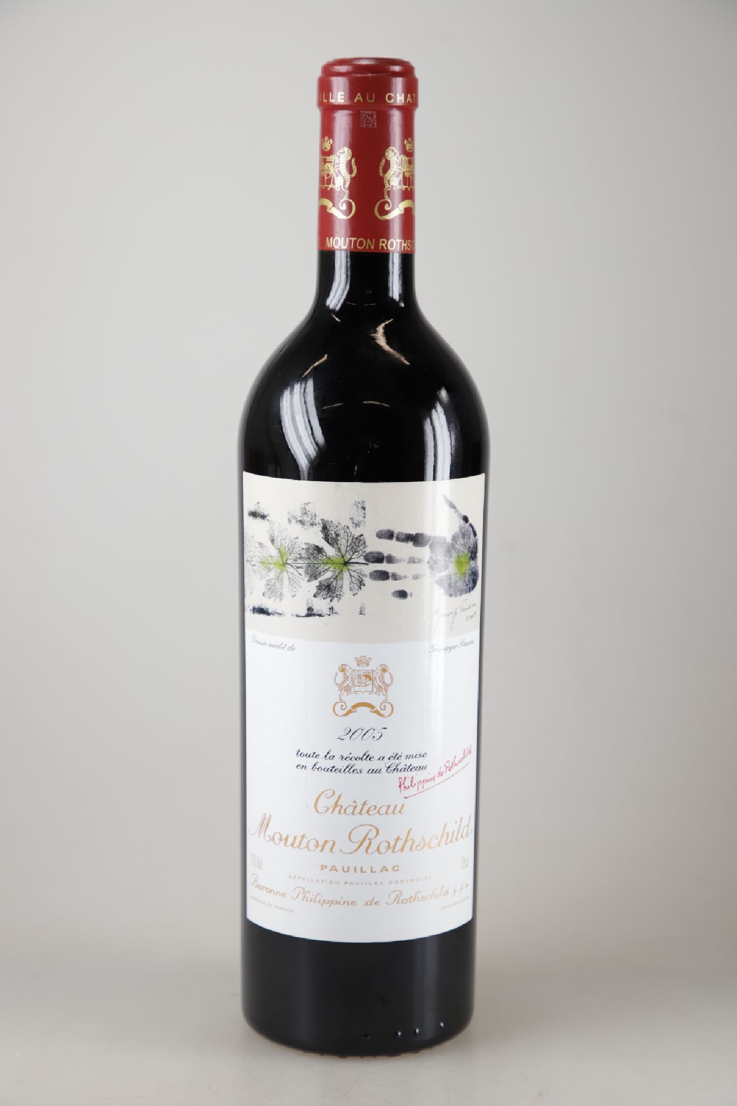 1 Flasche 2005 Chateau Mouton Rothschild, Pauillac, ca. 75cl, 13% Vol., High Fill, Etikettentwurf Giuseppe Penone