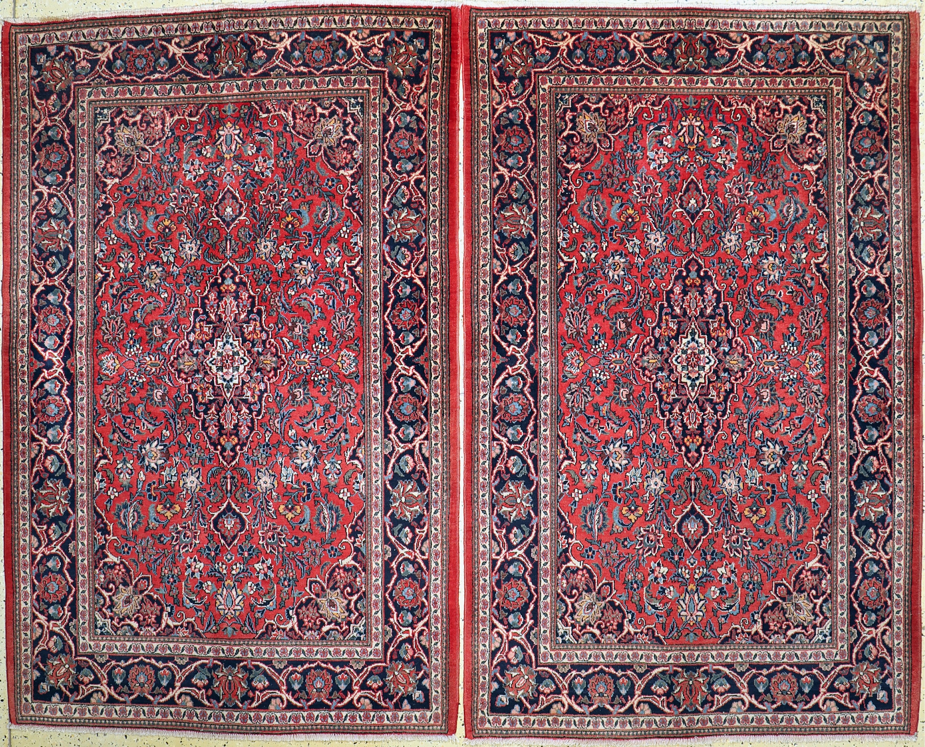 1 paar Keschan alt, Persien, ca. 60 Jahre, Wolle auf Baumwolle, ca. 210 x 132 cm, EHZ: 2
