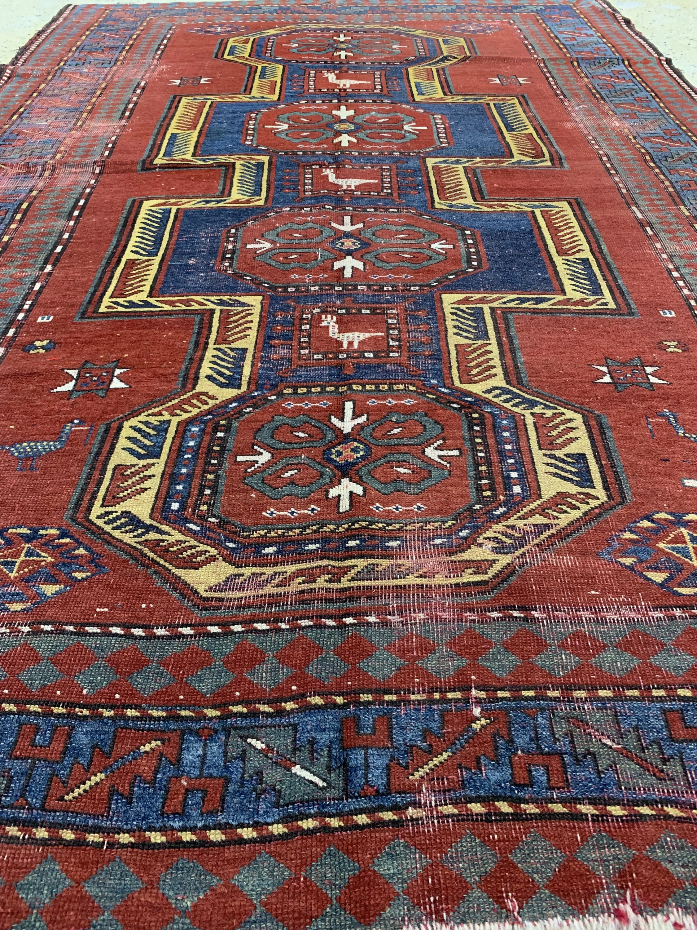 Detail d: Antiker Kazak, Kaukasus, 19.Jhd, Wolle auf Wolle, ca. 260 x 175 cm, EHZ: 3-4