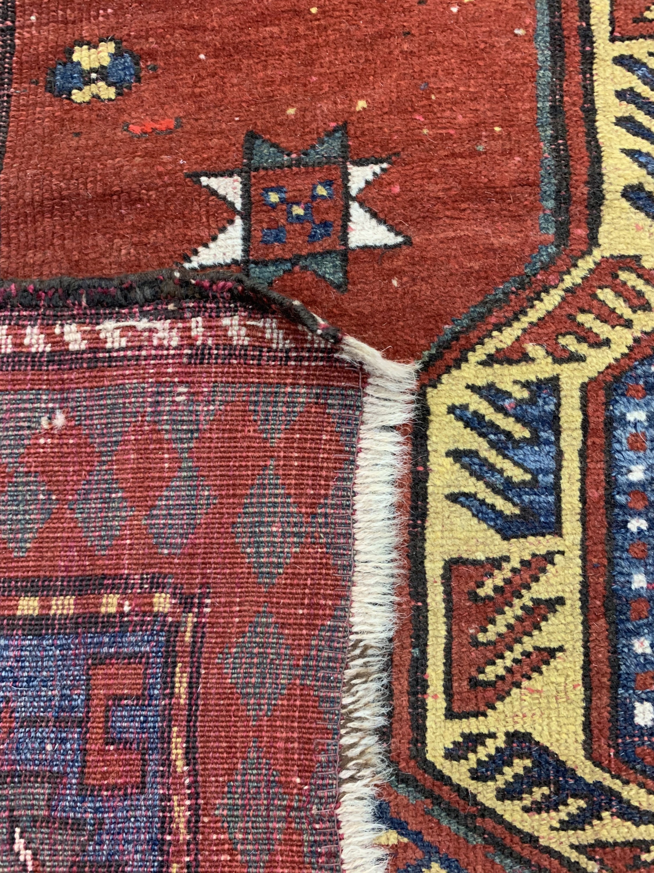 Detail e: Antiker Kazak, Kaukasus, 19.Jhd, Wolle auf Wolle, ca. 260 x 175 cm, EHZ: 3-4