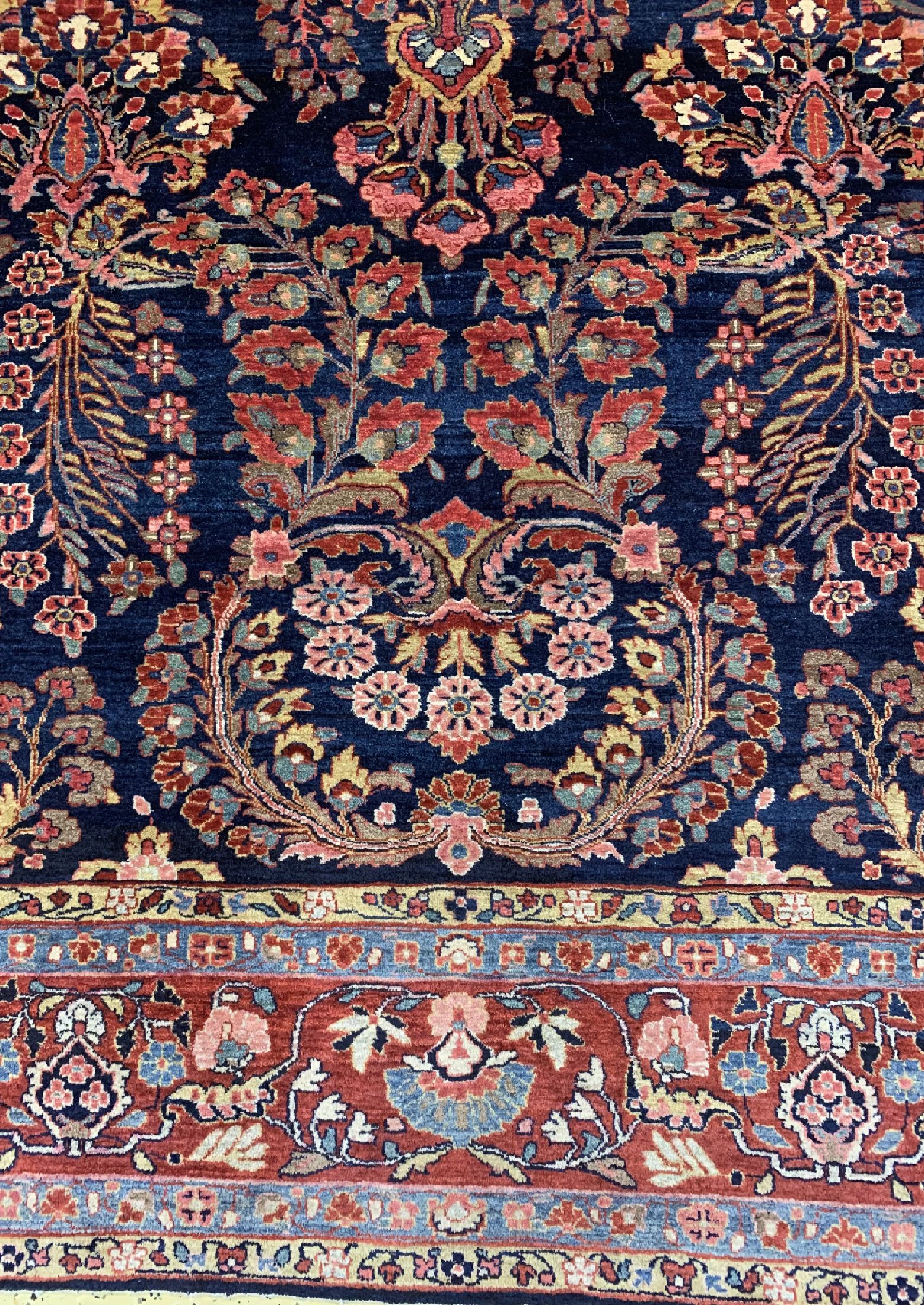 Detail b: Sarogh "Mohajeran"antik, Persien, um 1900, Korkwolle auf Baumwolle, ca. 362 x 275 cm, EHZ: 2