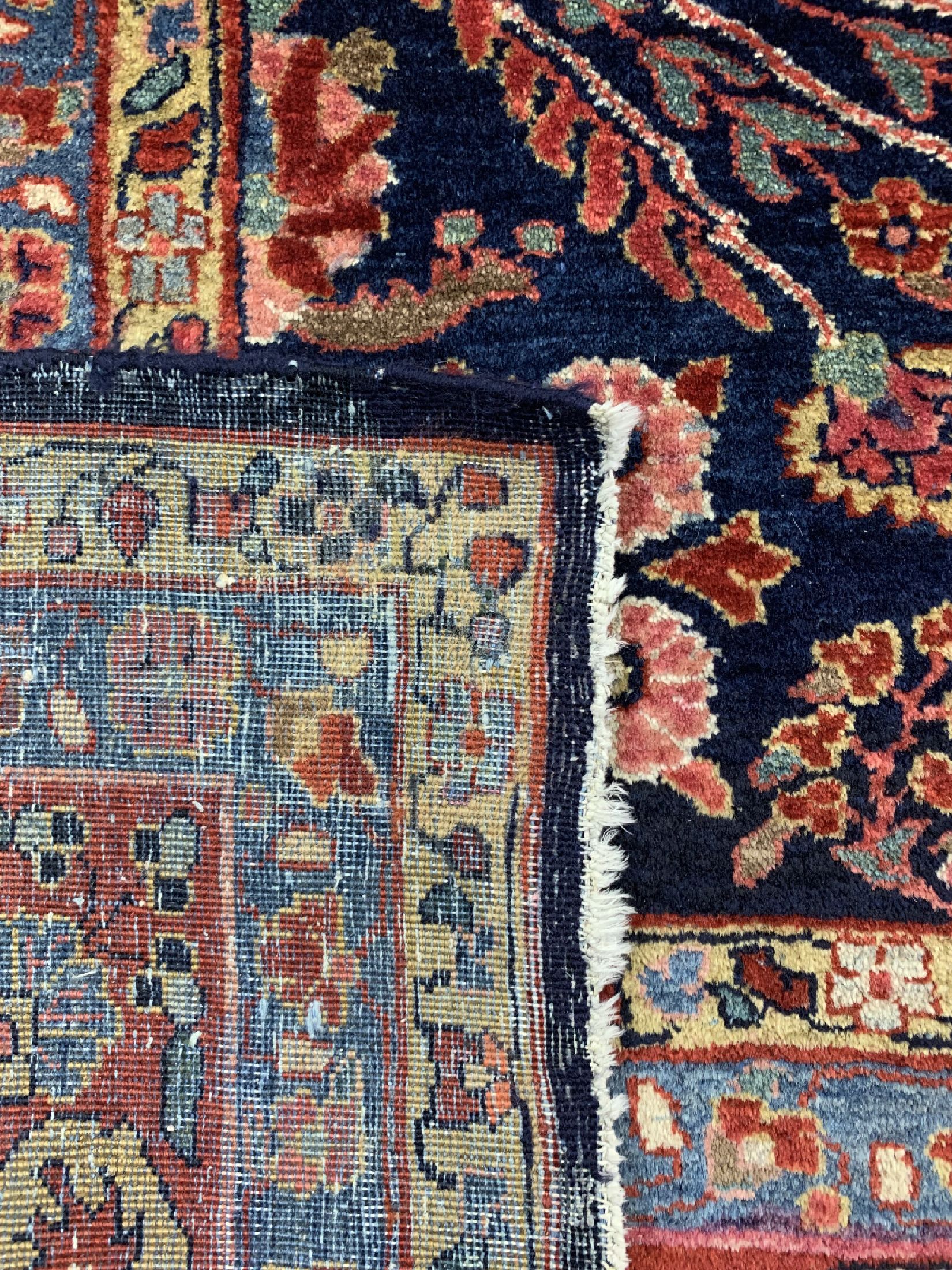 Detail e: Sarogh "Mohajeran"antik, Persien, um 1900, Korkwolle auf Baumwolle, ca. 362 x 275 cm, EHZ: 2