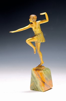 Image 26731157 - Sculpture of a dancer, France, 1930s, Art Deco, bronze with gold-colored patina, onyx base, total height. approx. 19cm
