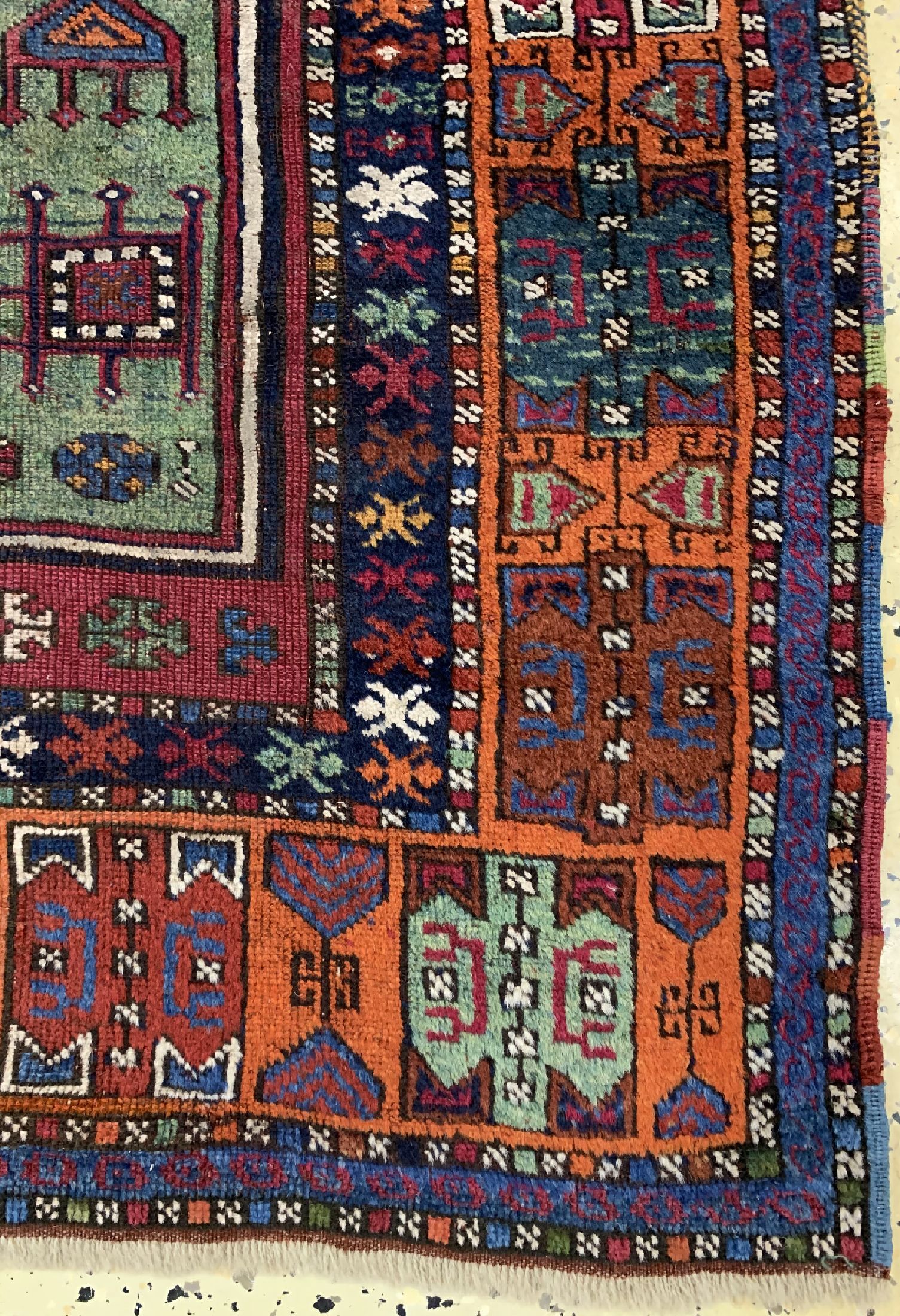 Detail a: Antiker Yürük, Türkei, 19.Jhd, Wolle auf Wolle, ca. 135 x 95 cm, EHZ: 3