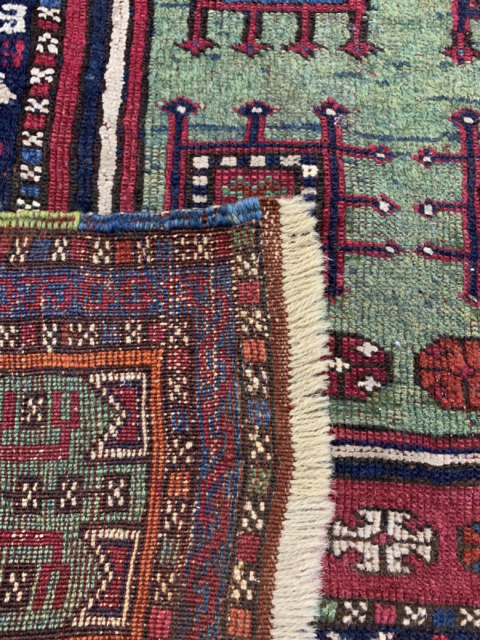 Detail d: Antiker Yürük, Türkei, 19.Jhd, Wolle auf Wolle, ca. 135 x 95 cm, EHZ: 3