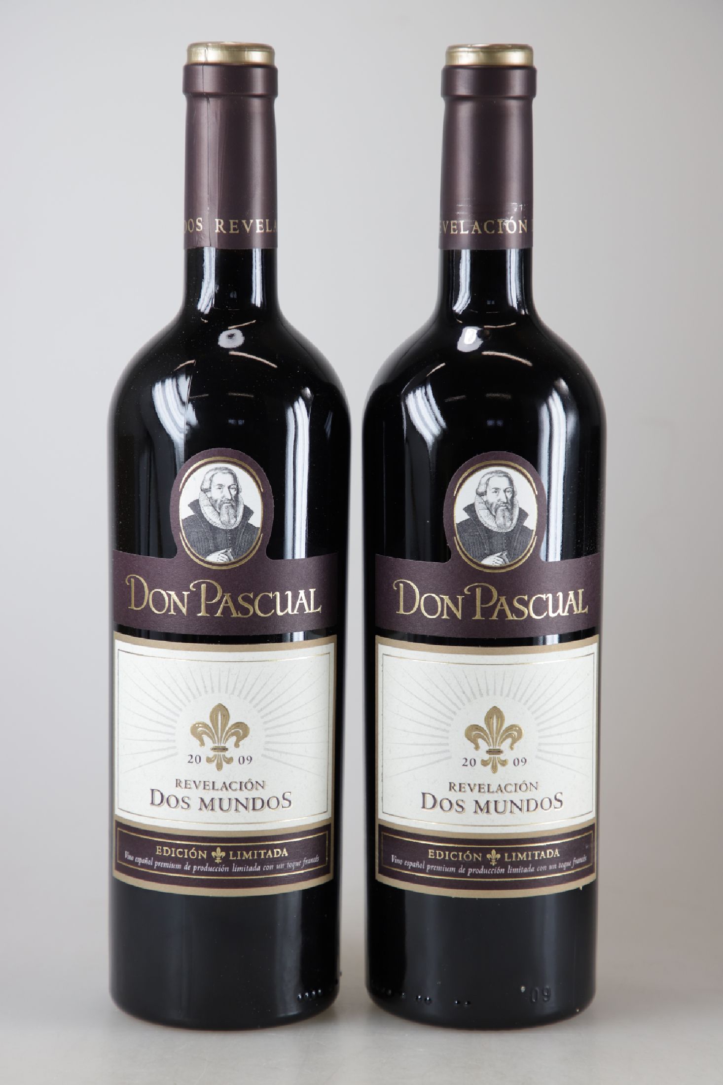12 Flaschen 2009 Don Pascual, Revelacion dos Mundos, Edicion Limitada, Navarra, Spanien, je ca. 75cl, 14,5% Vol., in geöffneter orig. Holzkiste