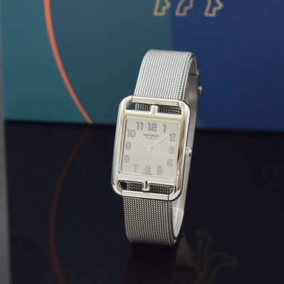 Image HERMES wristwatch series Cape Cod reference CC2.710, stainless steel case including original mesh-bracelet, quartz, case back screwed-down 4-times, mirrored dial with Arabic hours, display of hours & minutes, measures approx. 41 x 29 mm, Hermes storage back enclosed, unworn stock, condition 1-2