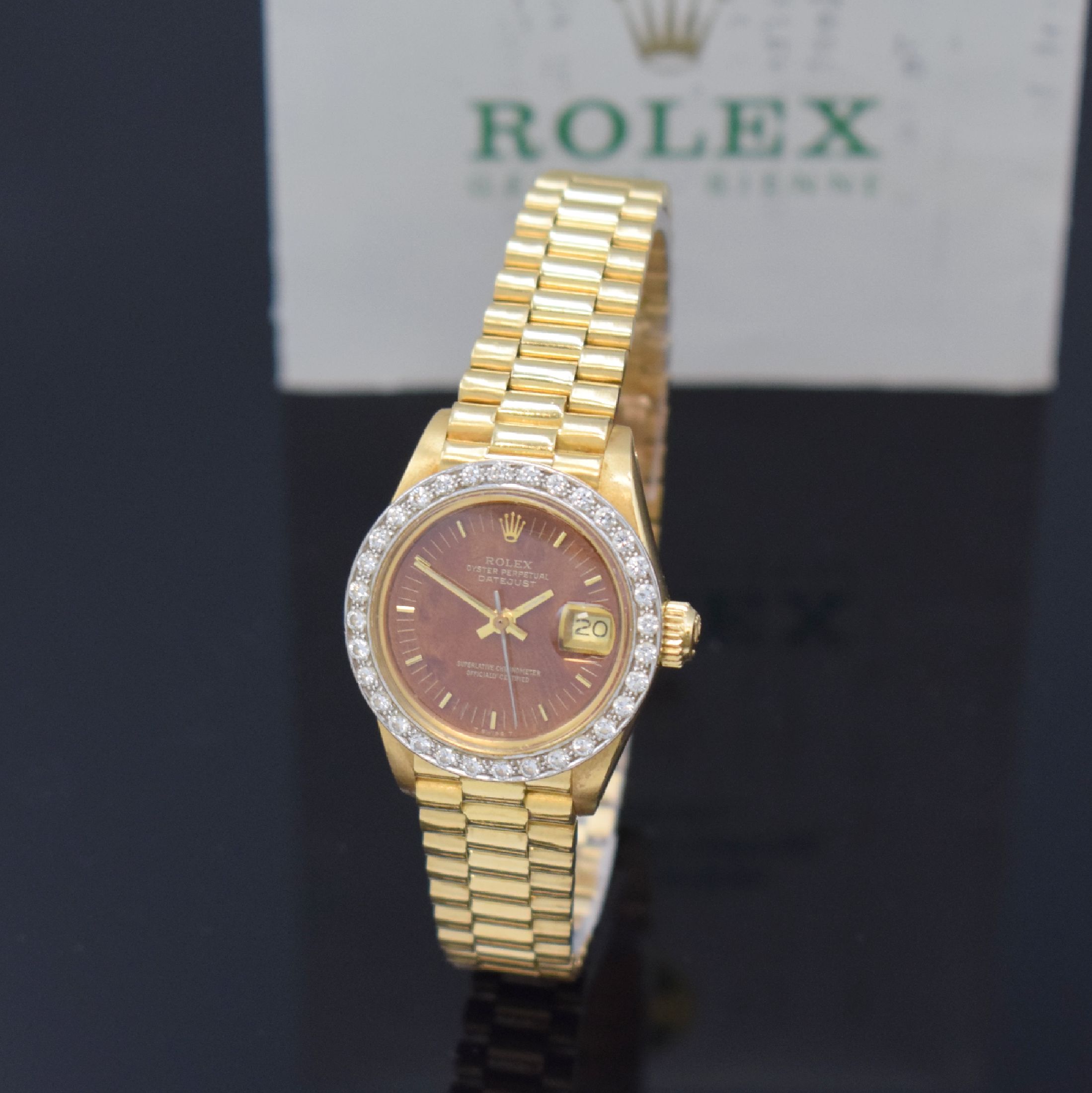 ROLEX Oyster Perpetual Datejust Damenarmbanduhr in GG 750/000 Referenz 6917, Schweiz verk. lt. beil. Garantie 12/1979, Automatik, Boden u. Krone ...