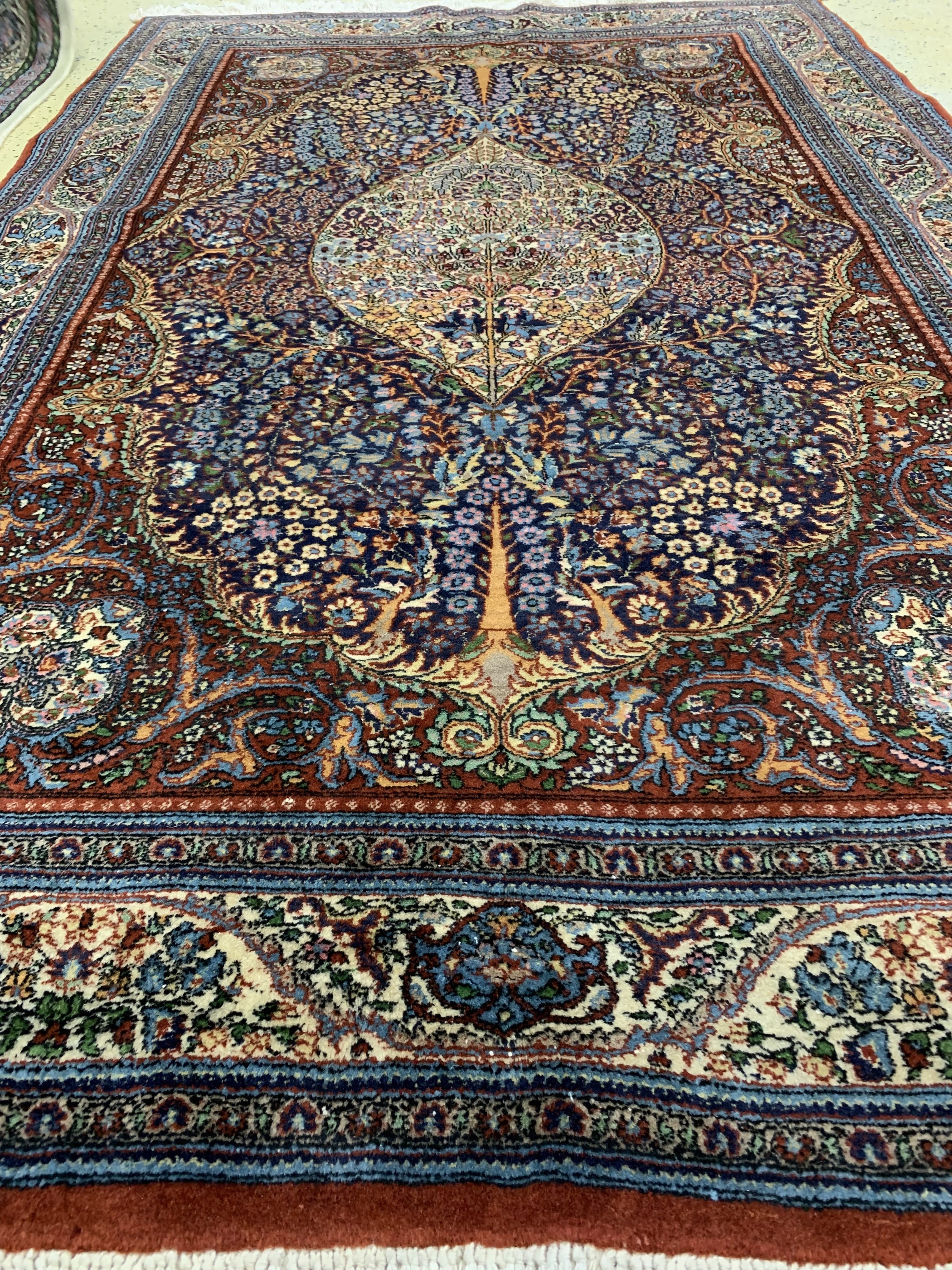 Detail c: 1 Paar Lahor, Pakistan, ca. 50 Jahre, Wolleauf Baumwolle, ca. 225 x 142 cm, EHZ: 2