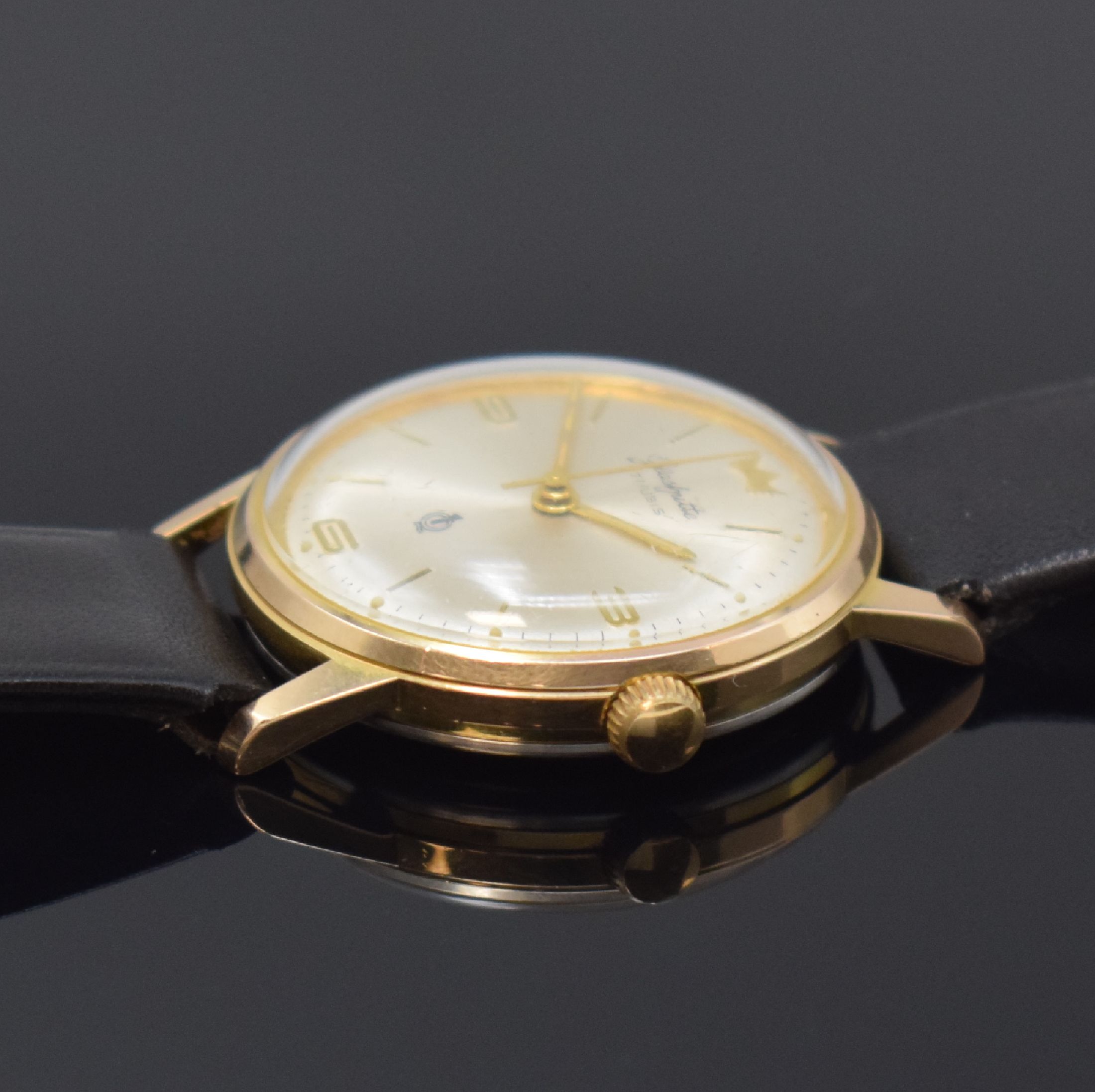 Detail b: GLASHÜTTE / GUB Q1 "Güteuhr" vergoldete Armbanduhr, DDR um 1965, Handaufzug, aufgedr. Stahlboden, silb. Zifferbl. m. gold. Std.-Indizes ...