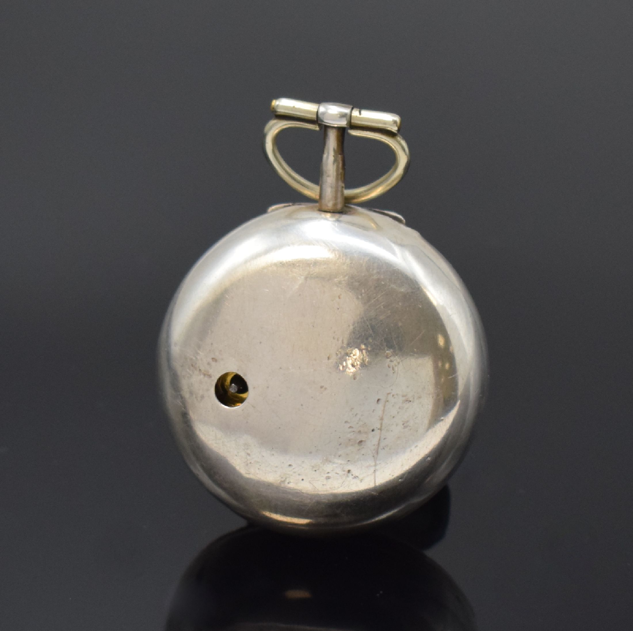 Detail c: CHARLESON London Spindeltaschenuhr in Silber, London Hallmark 1765, glattes Geh. u. Übergeh. dell., Drücker zu ers., großes Außenscharnier, ...