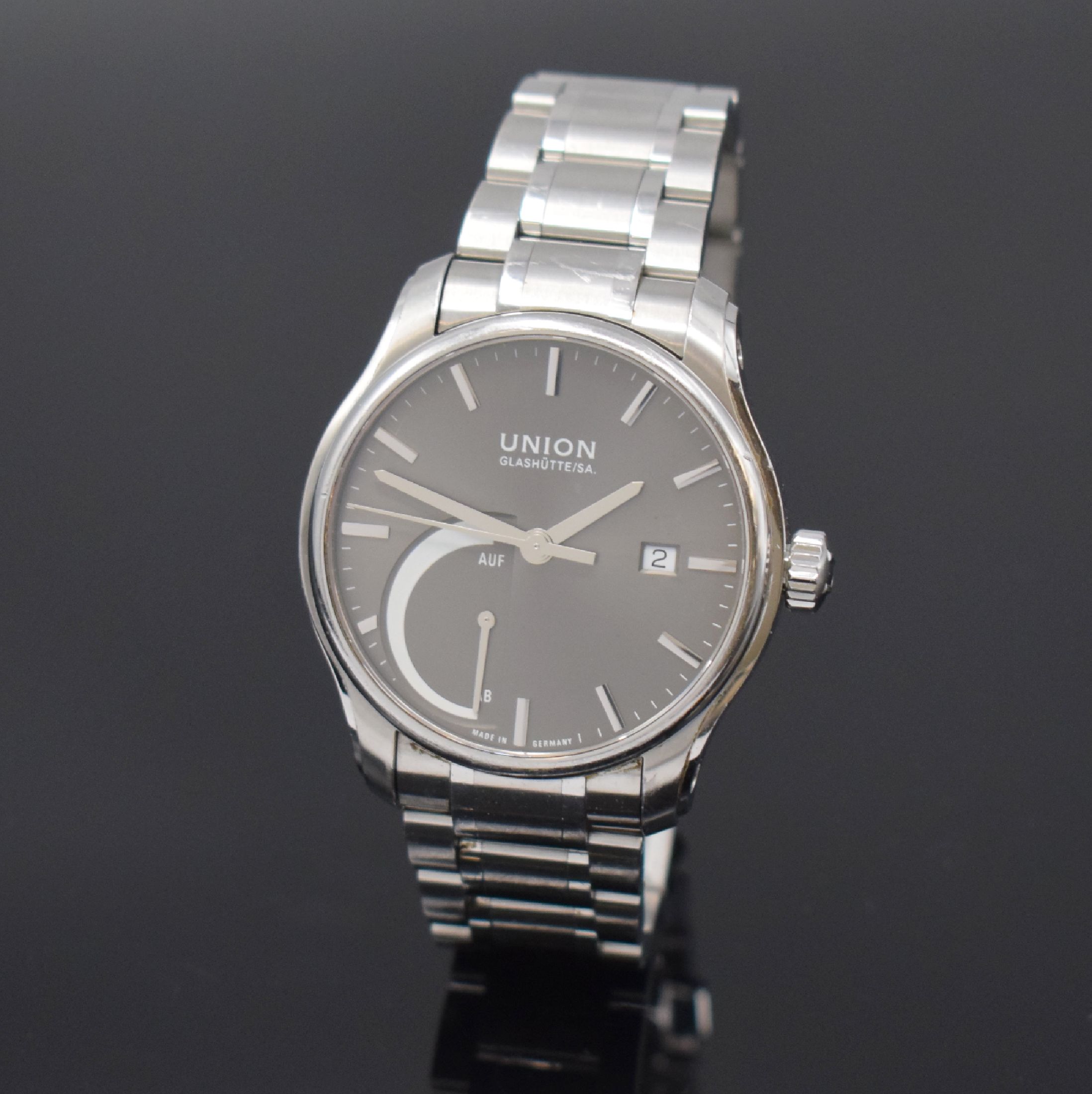 UNION GLASHÜTTE Belisar Herrenarmbanduhr in Stahl Referenz D.002.424 A, Deutschland um 2010, Automatik, beids. vergl. Geh., Boden 8- fach verschr., ...