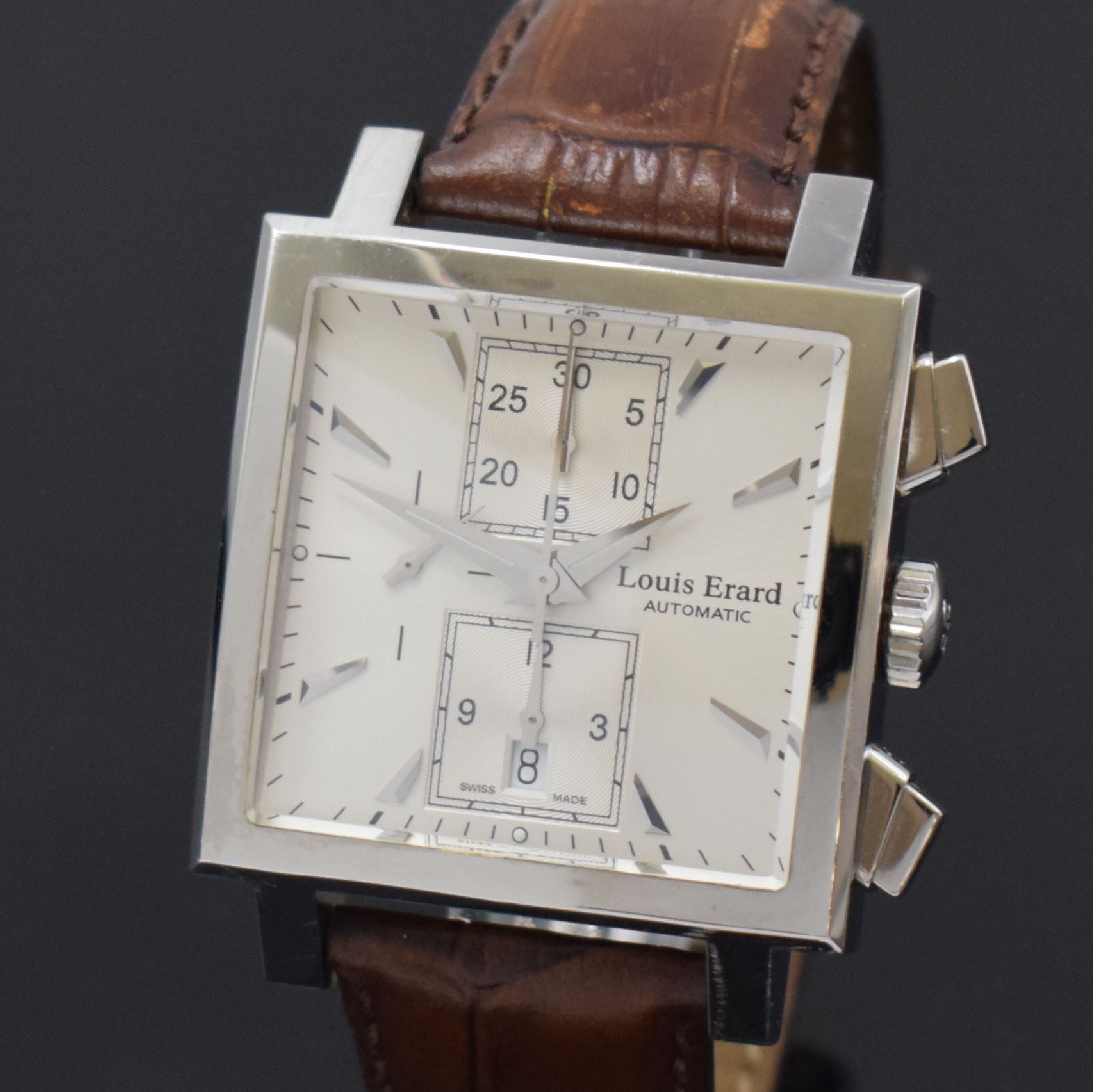 Detail a: LOUIS ERARD Armbandchronograph La Karree, Automatik, Schweiz um 2005, Edelstahlgeh. inkl. Lederband m. Dornschl., Boden 4-fach verschr., Saphirgl., ...