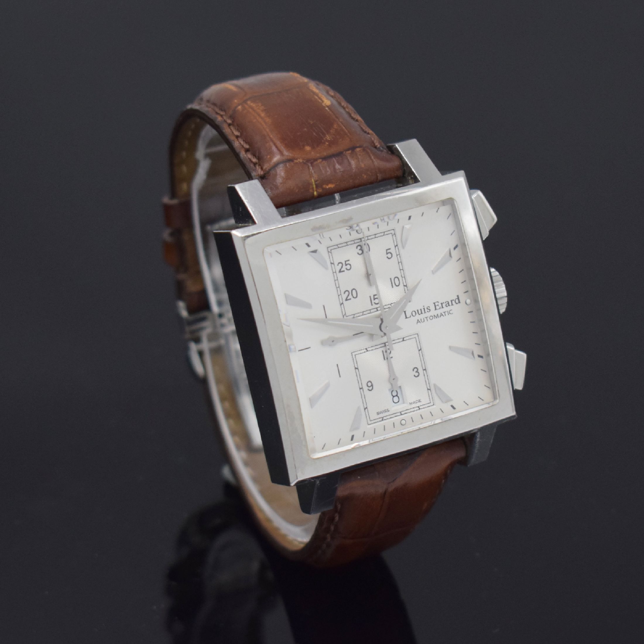 Detail b: LOUIS ERARD Armbandchronograph La Karree, Automatik, Schweiz um 2005, Edelstahlgeh. inkl. Lederband m. Dornschl., Boden 4-fach verschr., Saphirgl., ...