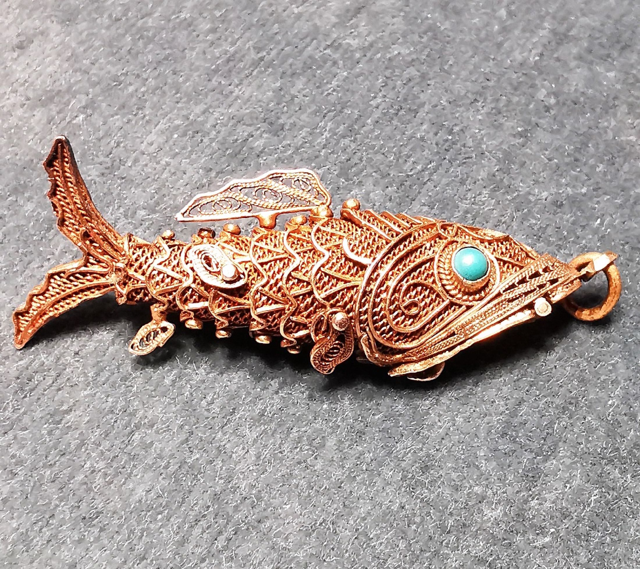 Detail a: Konvolut 2 Duftfische, Silber, China 1950er-60er Jahre, in sich bewegl., 1 Fisch verg., L. ca. 5 bzw. 5.5 cm
