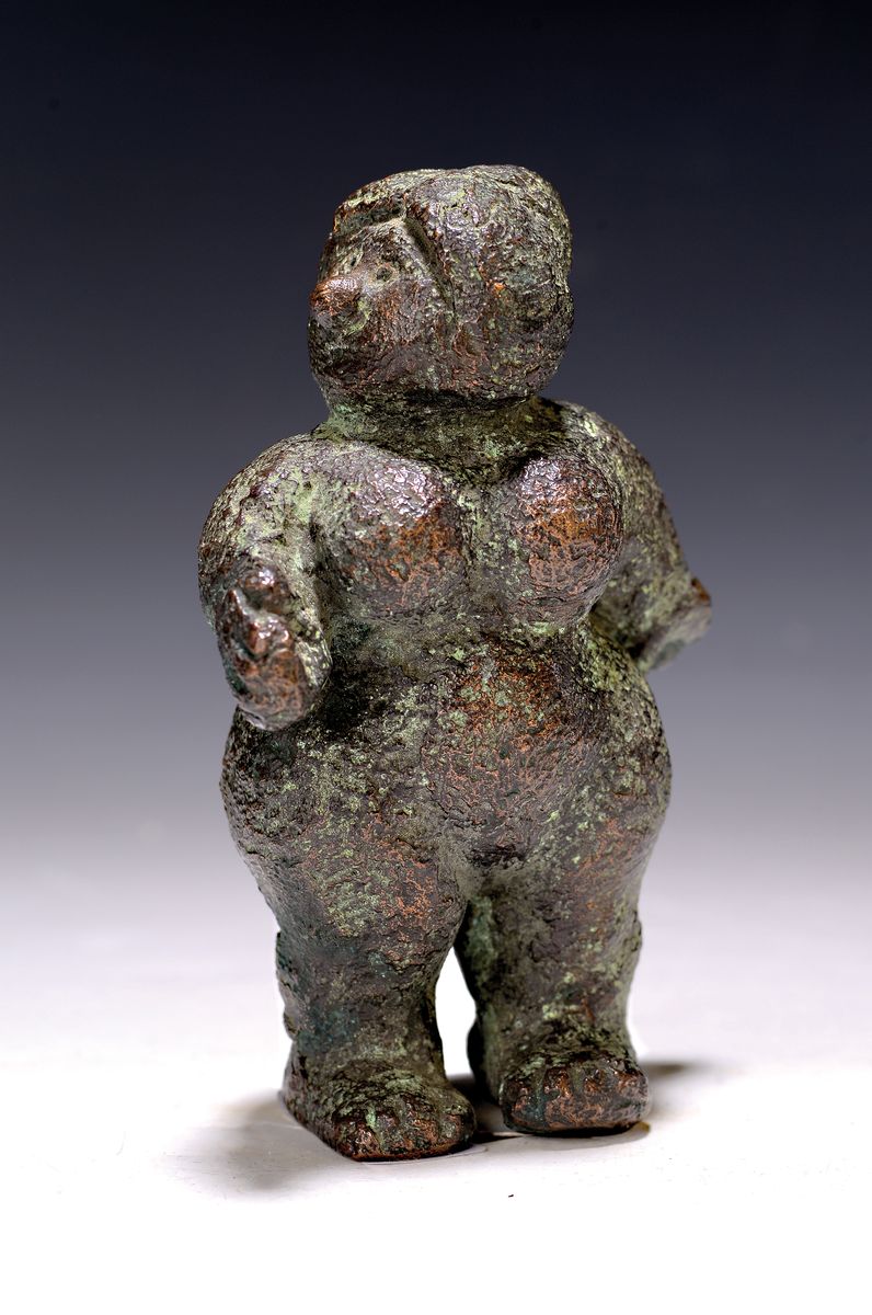 Detail k: Gottfried Kumpf, 1930 Annaberg im Lammertal -2022 Wien, Bronzeplastik, "Eva" (2008), am Fuß signiert und nummeriert, Ed. 5/150, Venturi ...