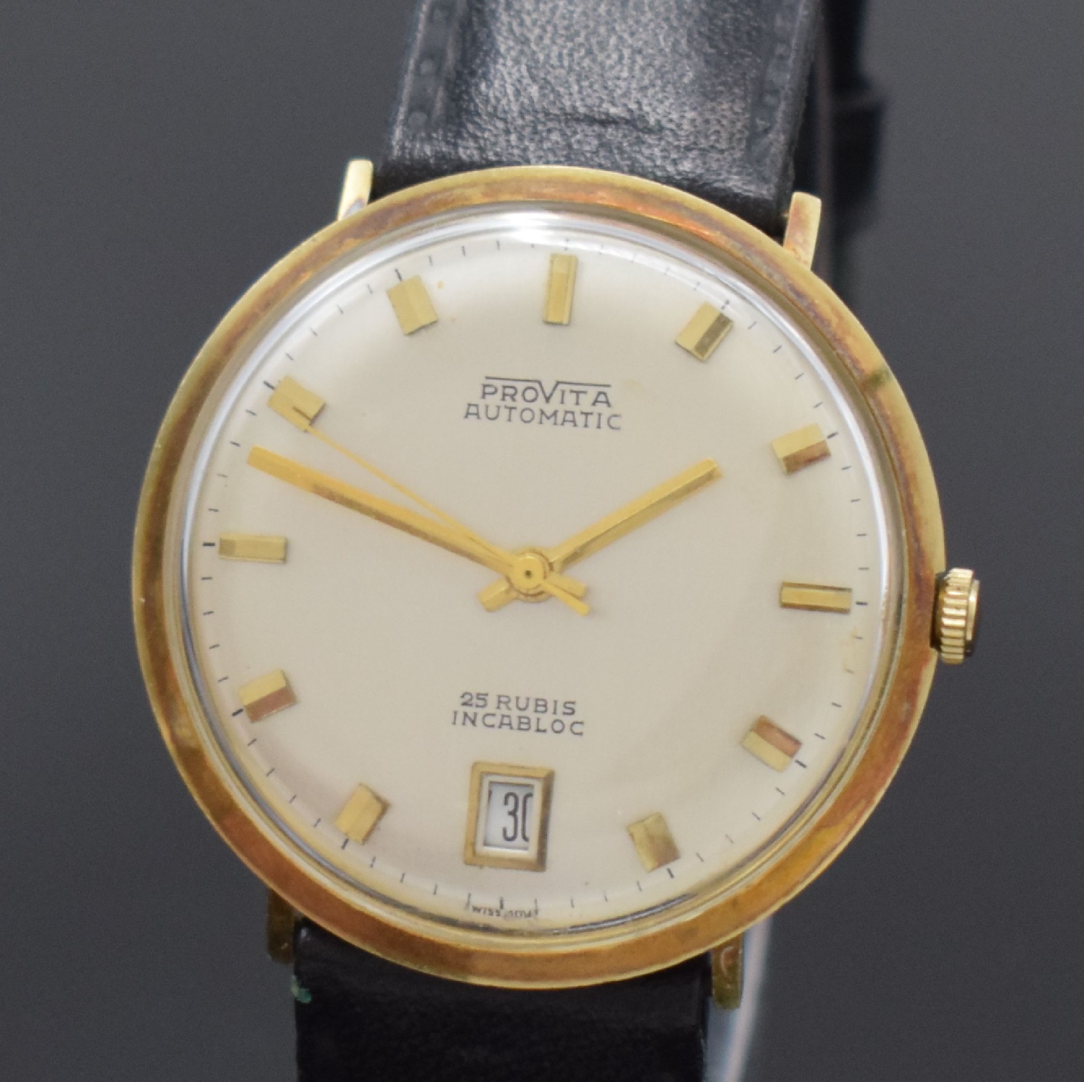 Detail a: PROVITA Herrenarmbanduhr in GG 585/000, Schweiz 1960er Jahre, Automatik, Boden aufgedr., silb. Zifferbl. m. gold. Std.-Ind., gold. Zeiger, Datum b. ...
