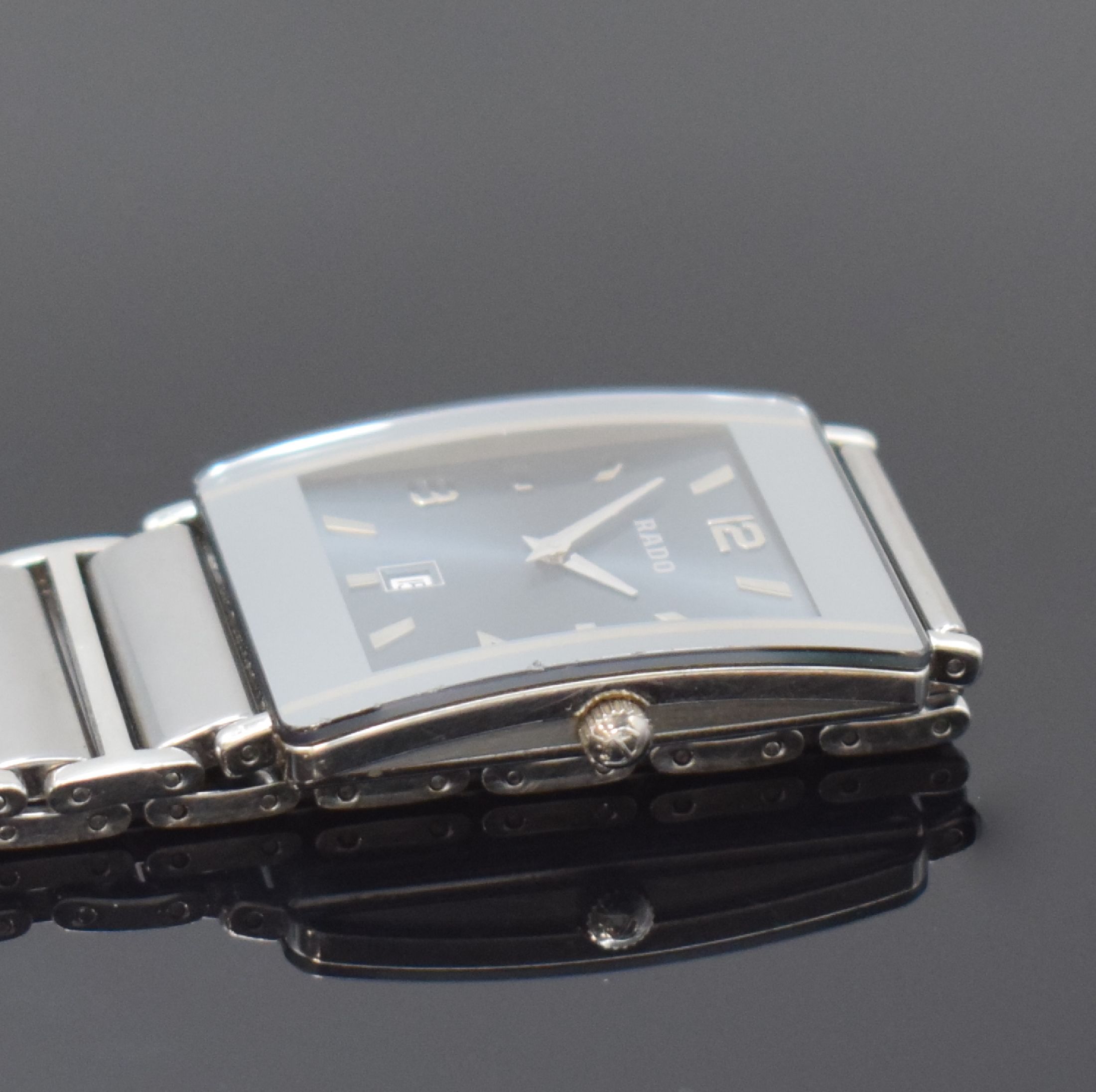 Detail c: RADO Armbanduhr Diastar Integral Referenz 160.0484.3, Schweiz um 2010, quarz, Boden 4 -fach verschr., Edelstahl/Titan/Keramik komb., Gliederband m. ...