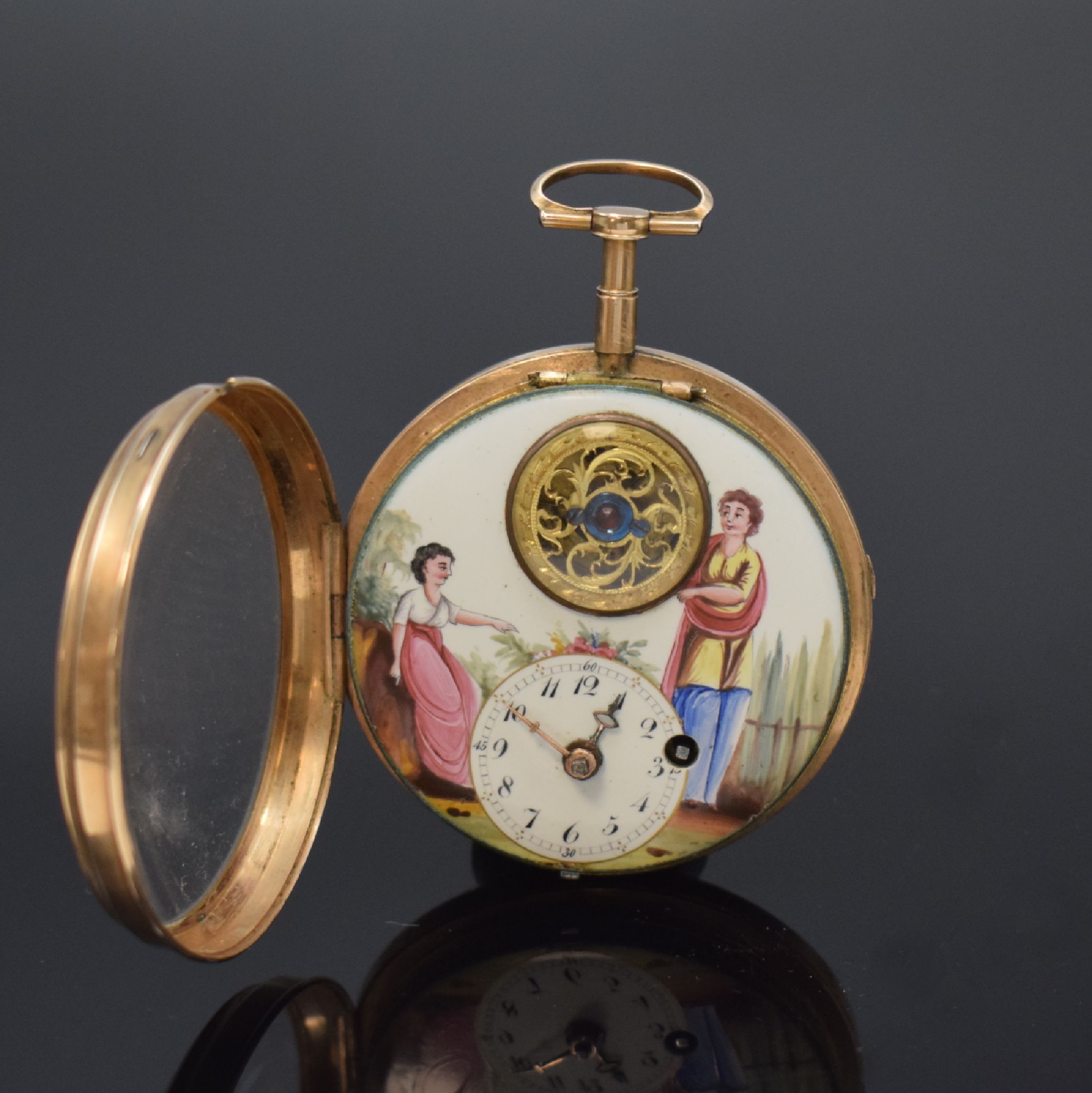 Detail b: Seltene Spindeltaschenuhr mit sichtbarer Unruh in polychrom bemaltem Emailzifferblatt, um 1800, glattes Geh. dell., Zifferbl. m. figuraler Szene, b. ...