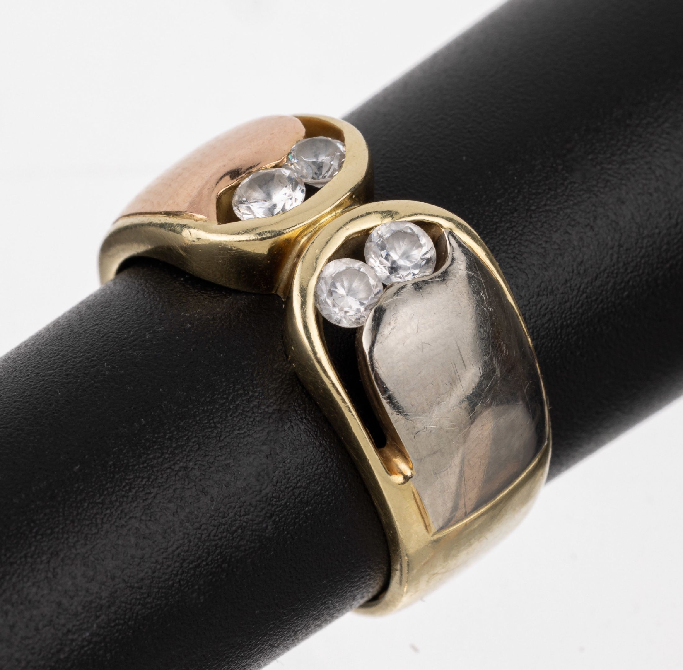14 kt Gold Ring, GG/RG/WG 585/000, 4 Diamantimitationen, RW 58, ca. 10.3 g