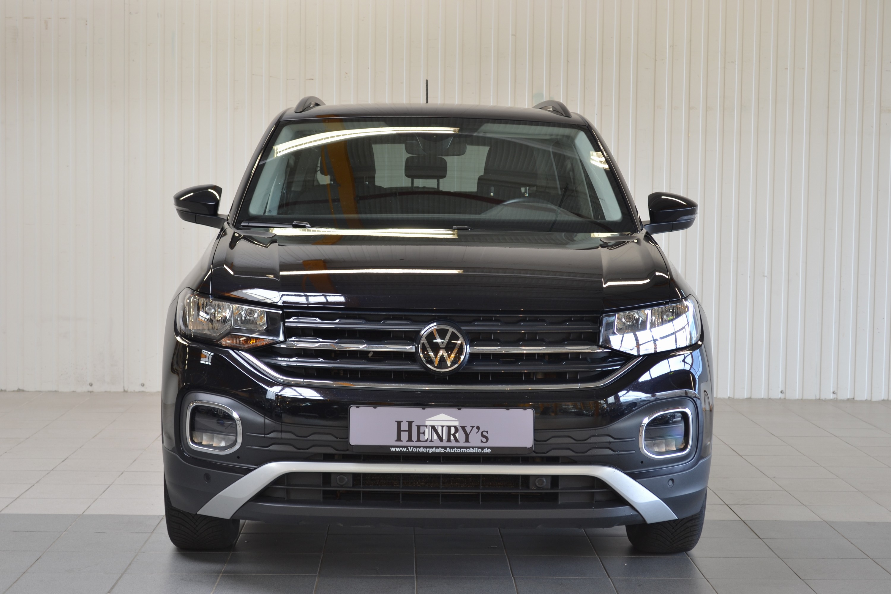 Detail a: Volkswagen T-Cross 1.0 TSI, EZ 01/2022, 2.Hand, Laufleistung 67.300km, 81kW/110PS, Automatikgetriebe, Sonderausstattung - Audio-Navigationssystem ...