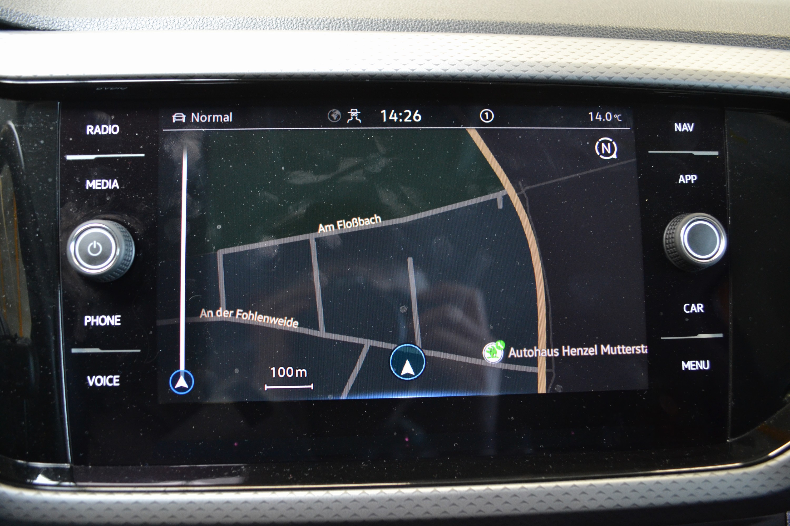 Detail l: Volkswagen T-Cross 1.0 TSI, EZ 01/2022, 2.Hand, Laufleistung 67.300km, 81kW/110PS, Automatikgetriebe, Sonderausstattung - Audio-Navigationssystem ...
