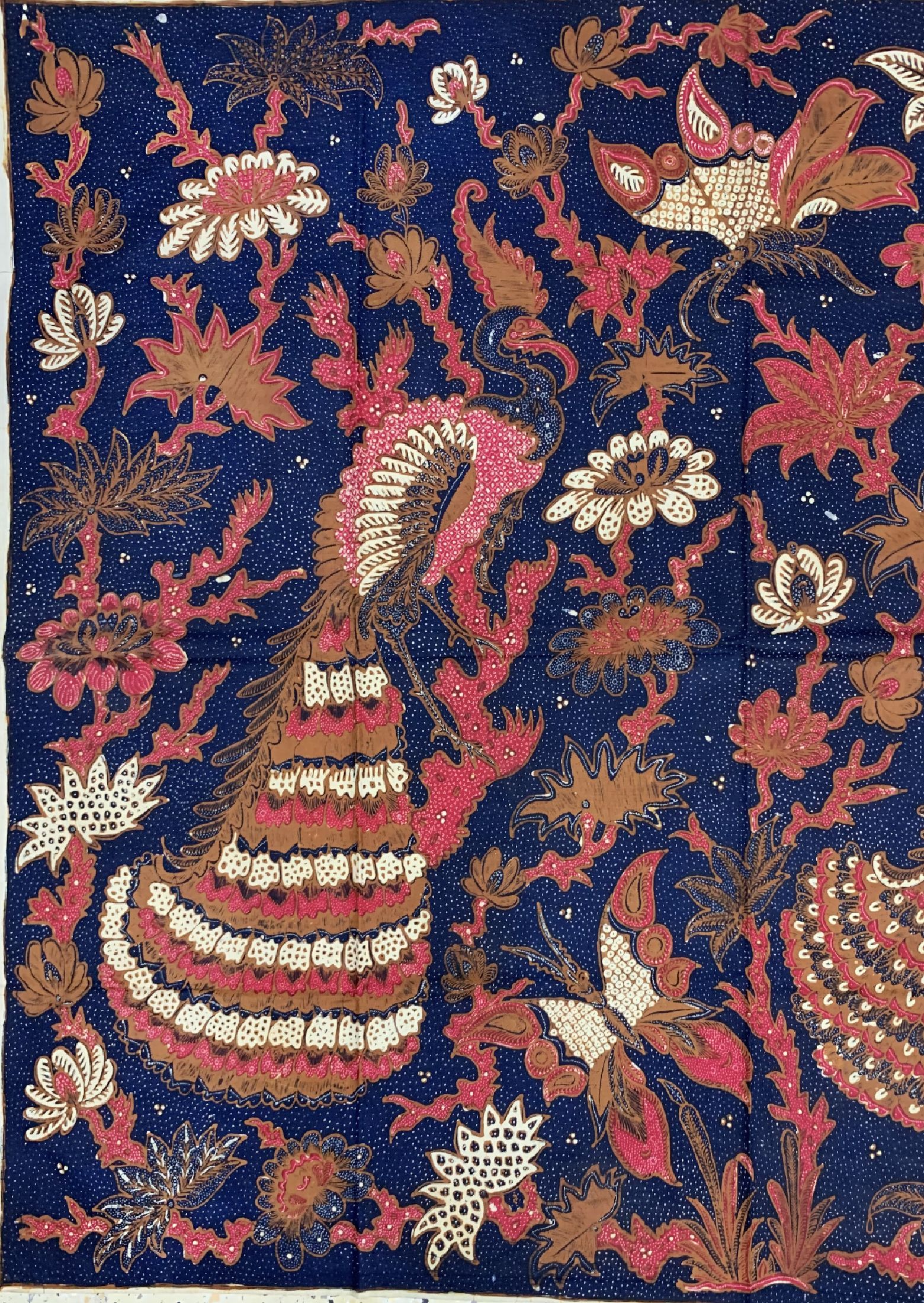 Detail b: 3 Kain Pajang Solo, Sumatra, um 1960/70, Baumwoll Batik, ca. 240 x 107 cm, EHZ: 2, minimal Löcher/Flecken