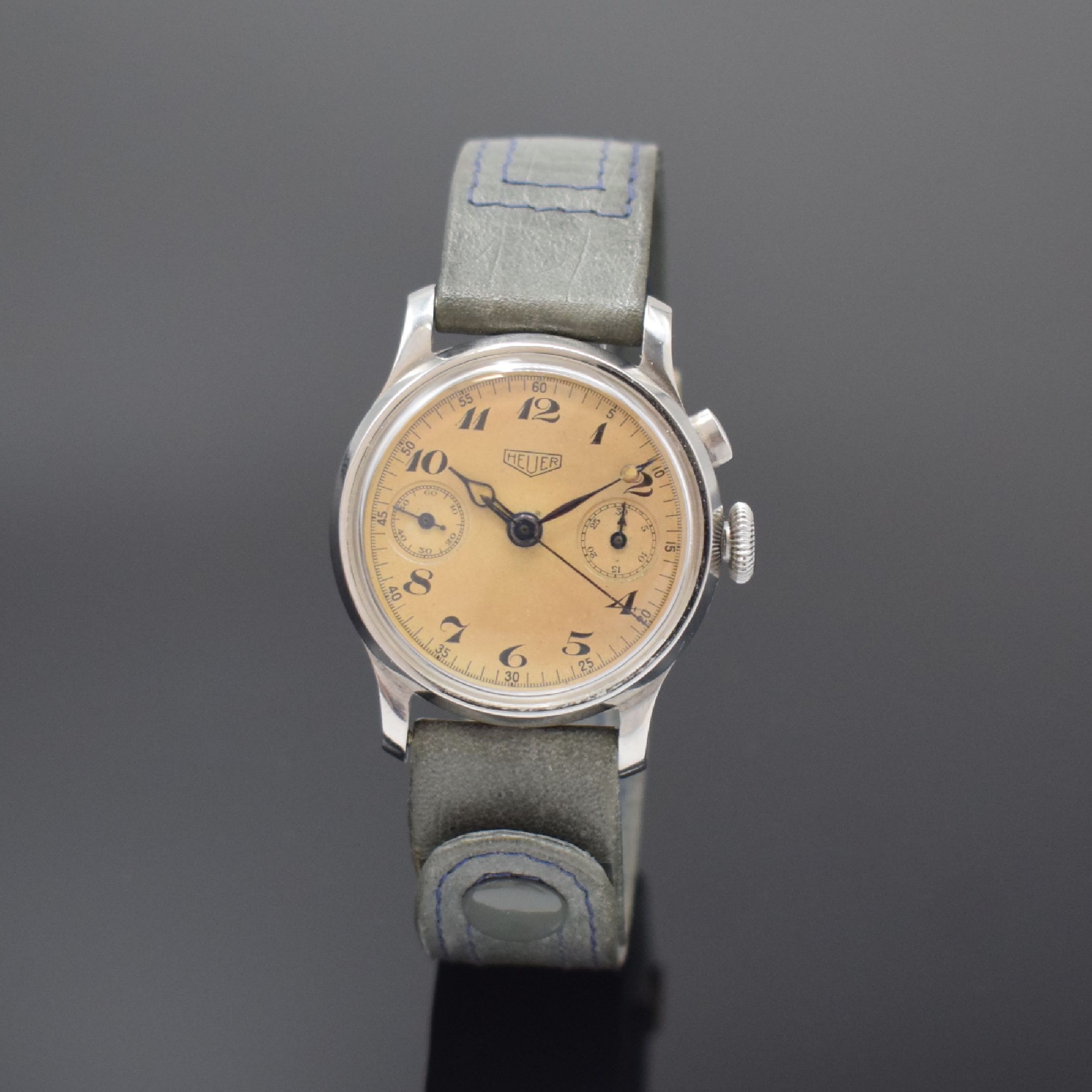 HEUER früher Eindrücker-Schaltradchronograph in Stahl, Handaufzug, Schweiz um 1938, 3- teil. Geh., Boden und Glasrand aufgedr., gleichmäßig ...