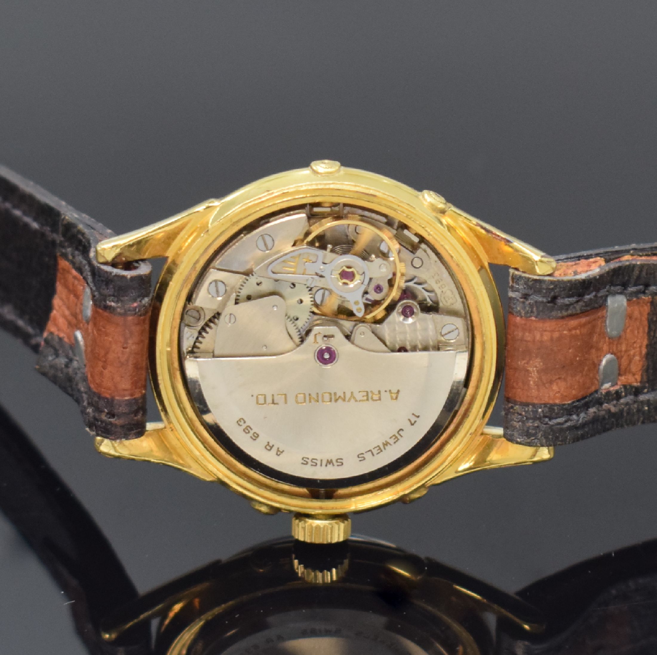 Detail f: ARSA Herrenarmbanduhr mit Vollkalenderanzeige, Automatik, Schweiz um 1950, verg. Geh., Boden verschr., silb. Zifferbl., Anz. v. Std., Min., ...