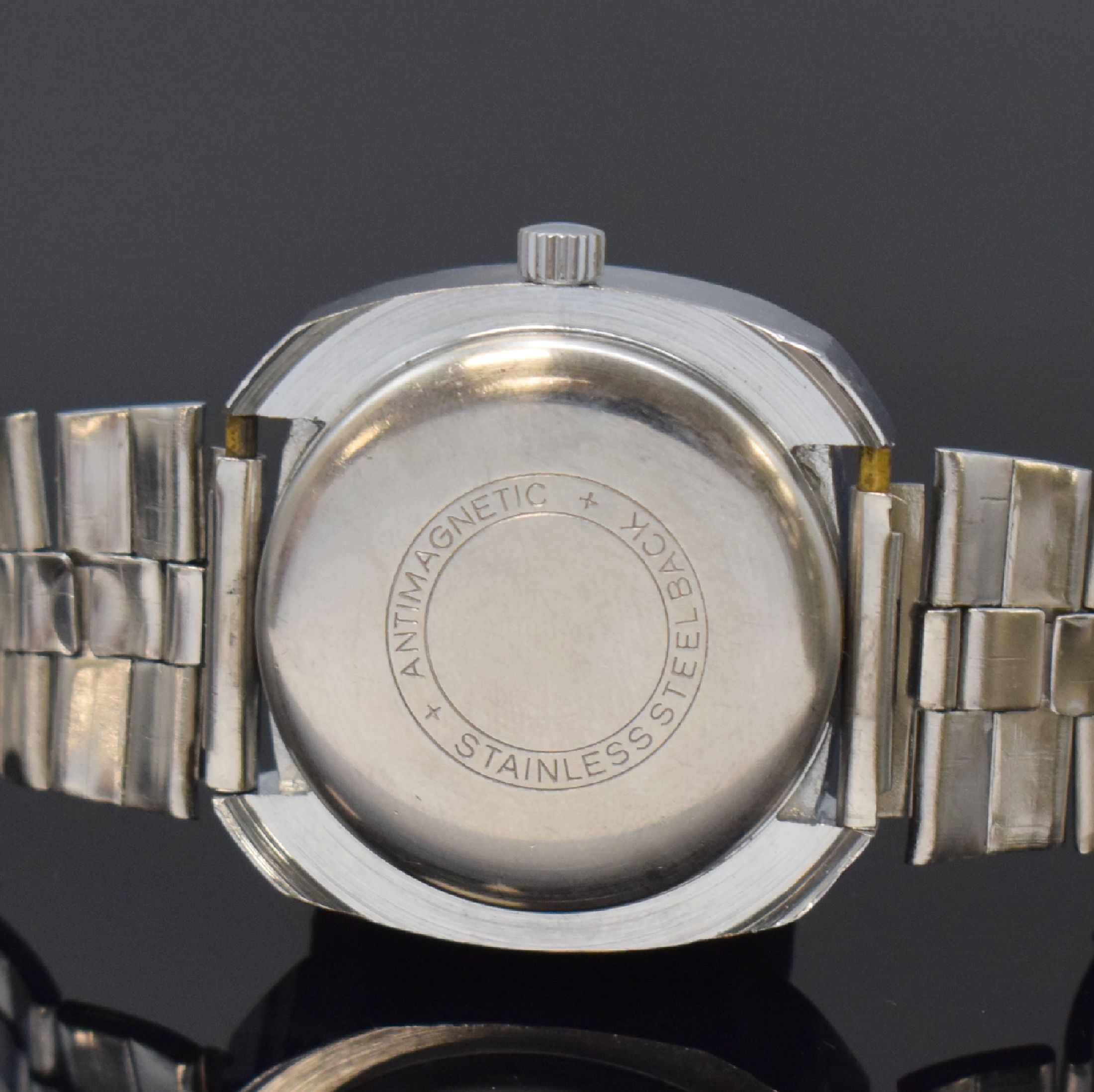 Detail c: ANKER Herrenarmbanduhr mit digitaler Anzeige, Schweiz um 1970, Handaufzug, verchr. Geh., Stahlboden aufgedr., 2-farb. Zifferbl. m. digitaler Std. und ...