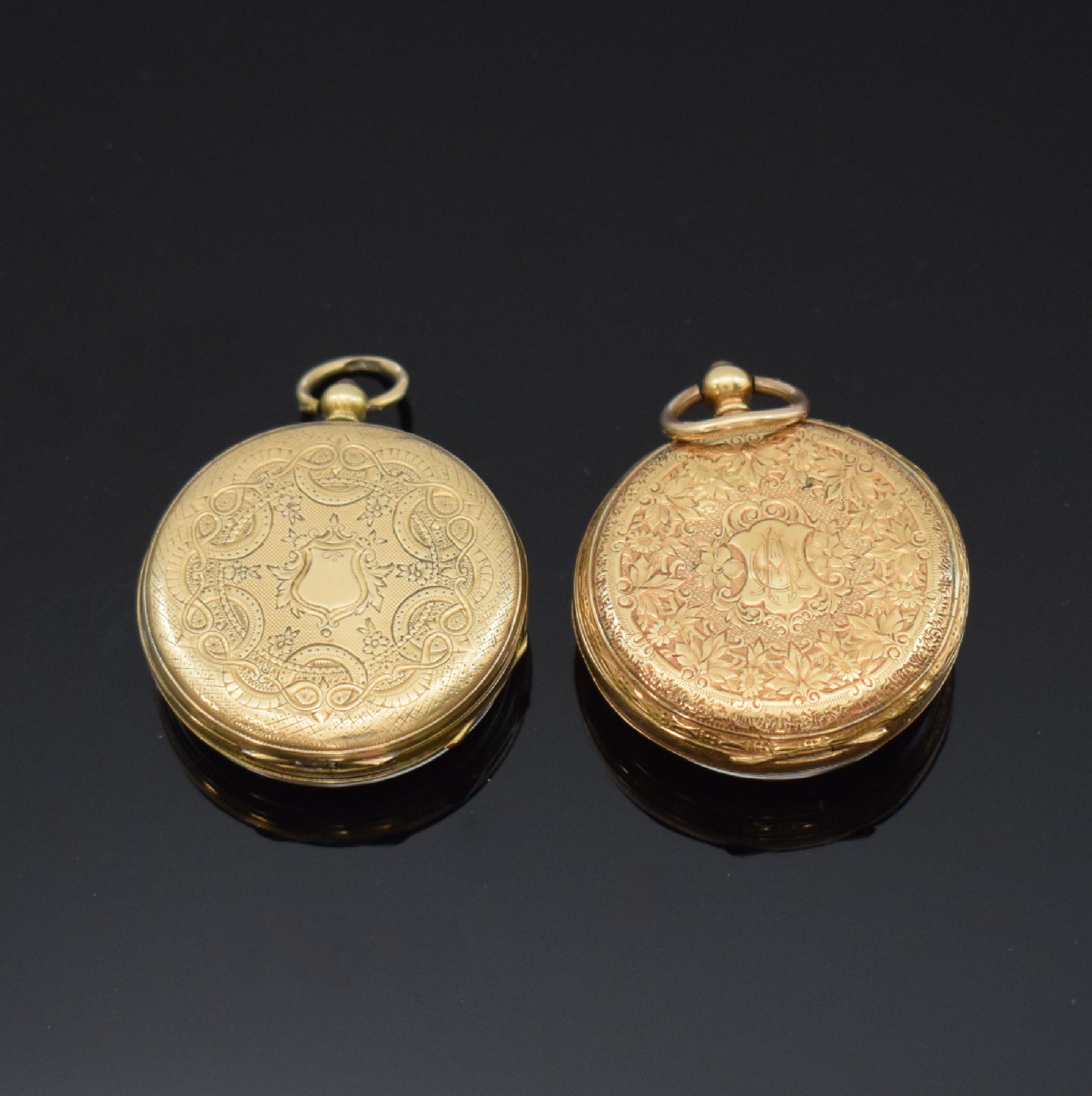 Detail a: 2 Offene Taschenuhren in GG 750/000, Schweiz um 1880, Schlüsselaufzug, Geh. dell., beide rücks. floral grav. (1x Monogramm), beide Metallcuvette, ...