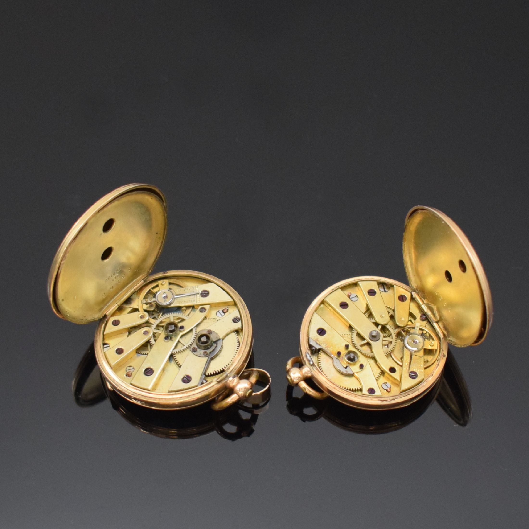 Detail b: 2 kleine offene Taschenuhren und 1x Anker Frackuhr in GG 585/000, Schweiz um 1880/1970, Schlüsselaufzug, Geh. dell., rücks. guill. m. ...