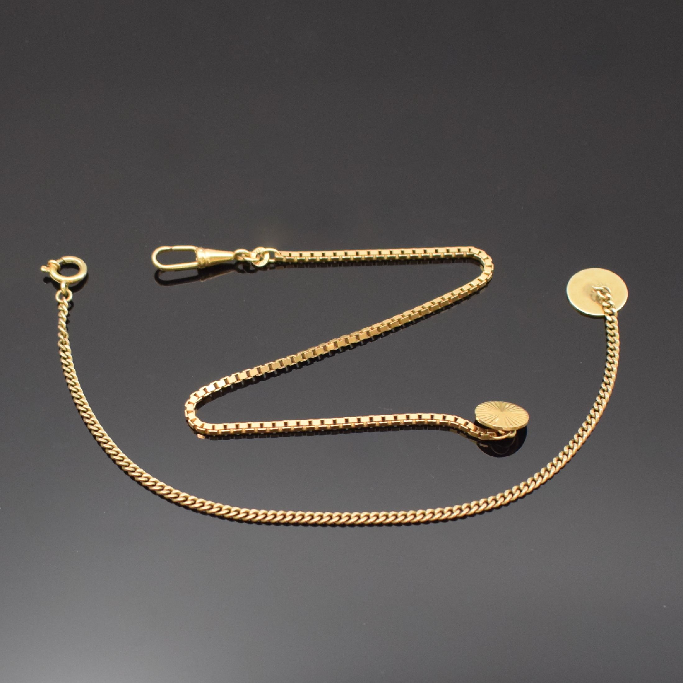 2 Taschenuhrketten in GG 333/000, um 1900, 1x Karabiner, 1x Federring, L. ca. 22 u. 25 cm, Gew. zus. ca. 13g, in gebrauchsfähigem Zustand